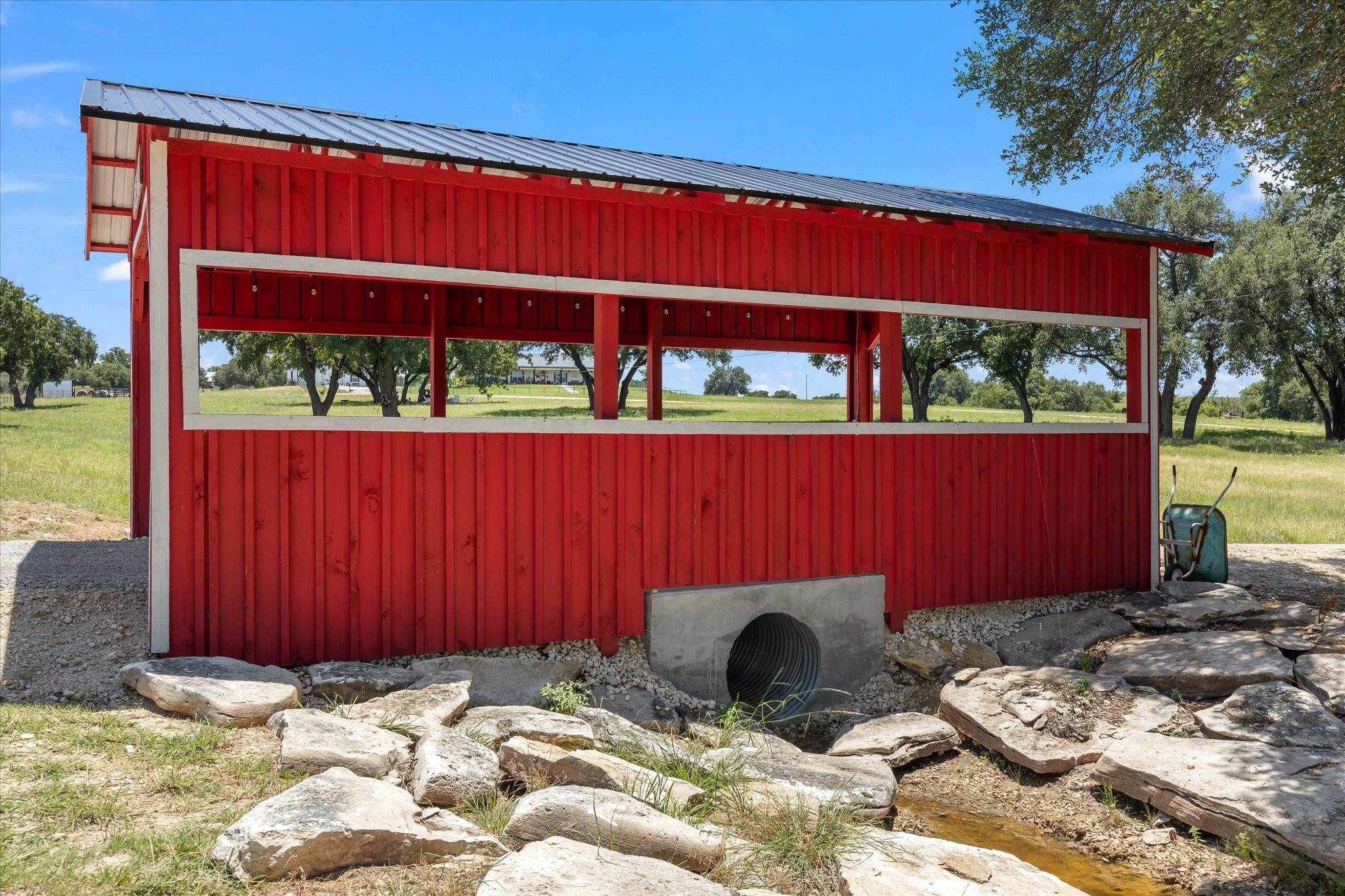 main property photo 34