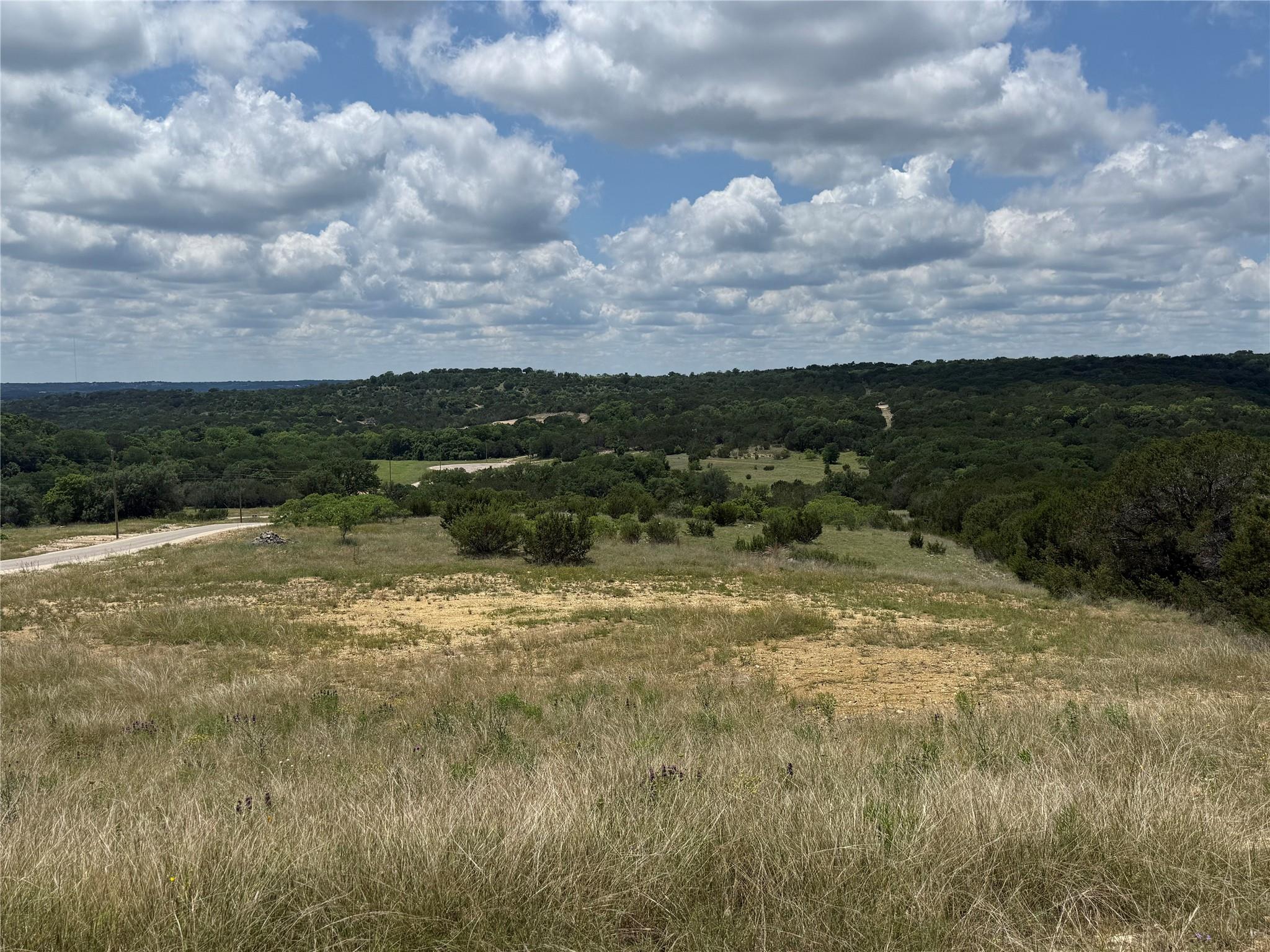 main property photo 11