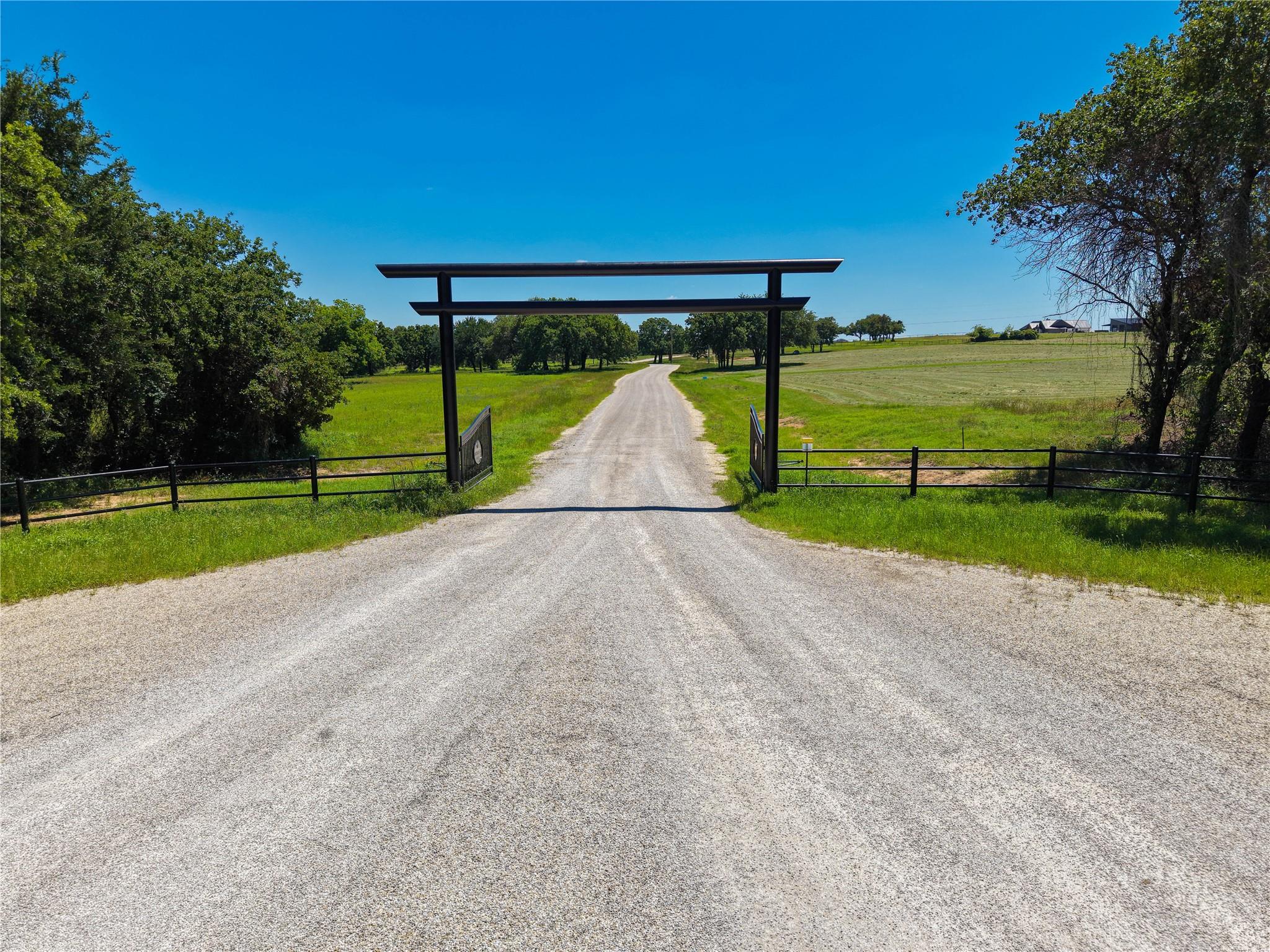 main property photo 19
