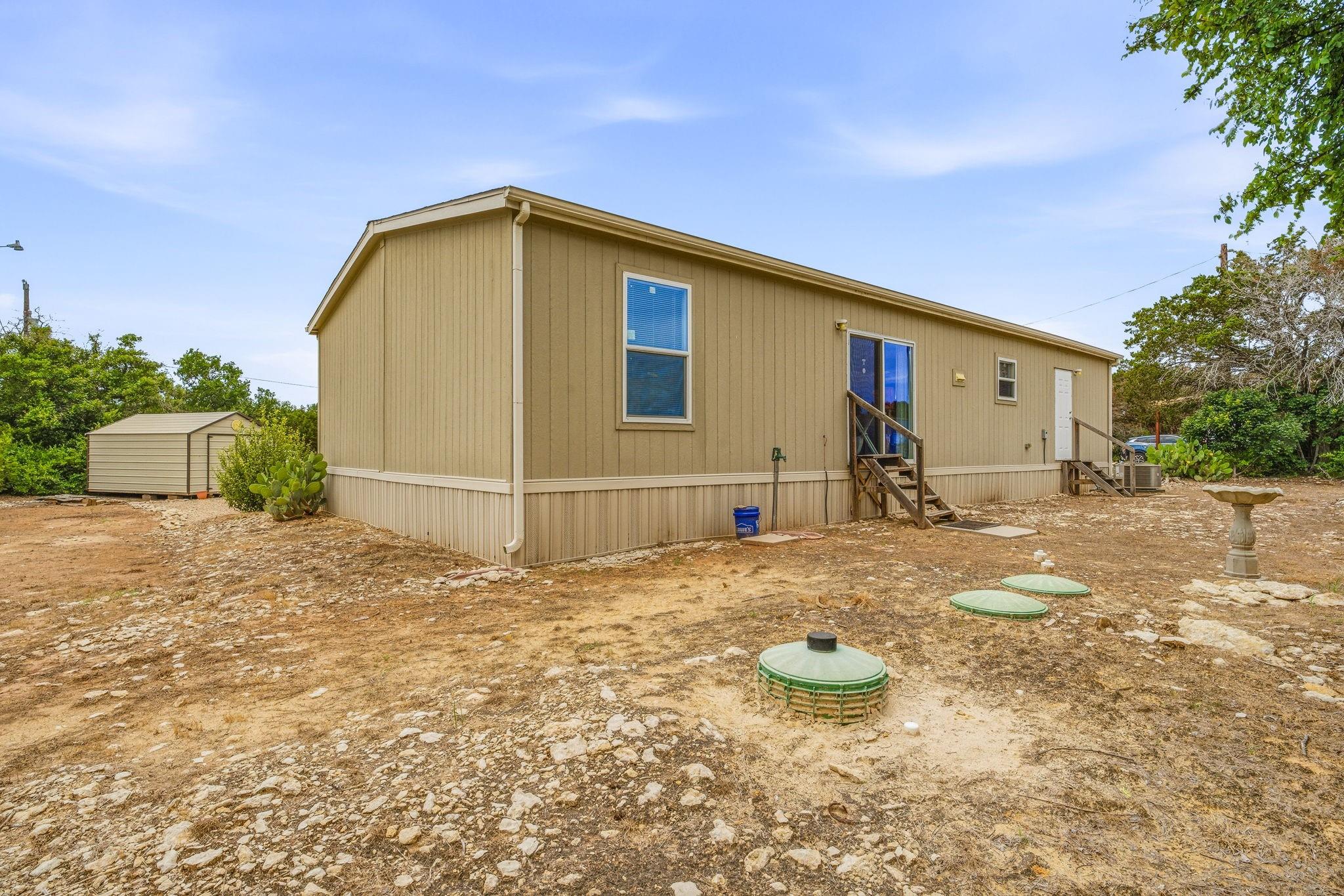 main property photo 23