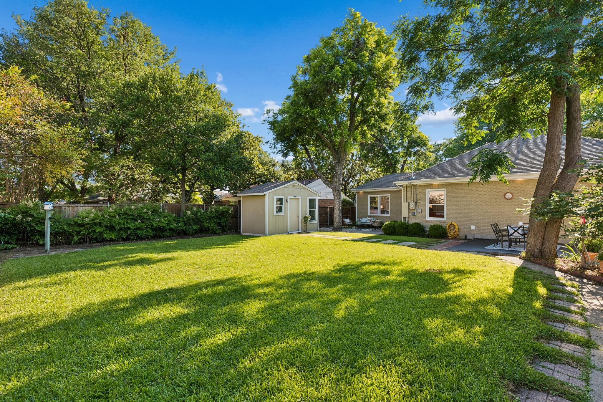main property photo 34