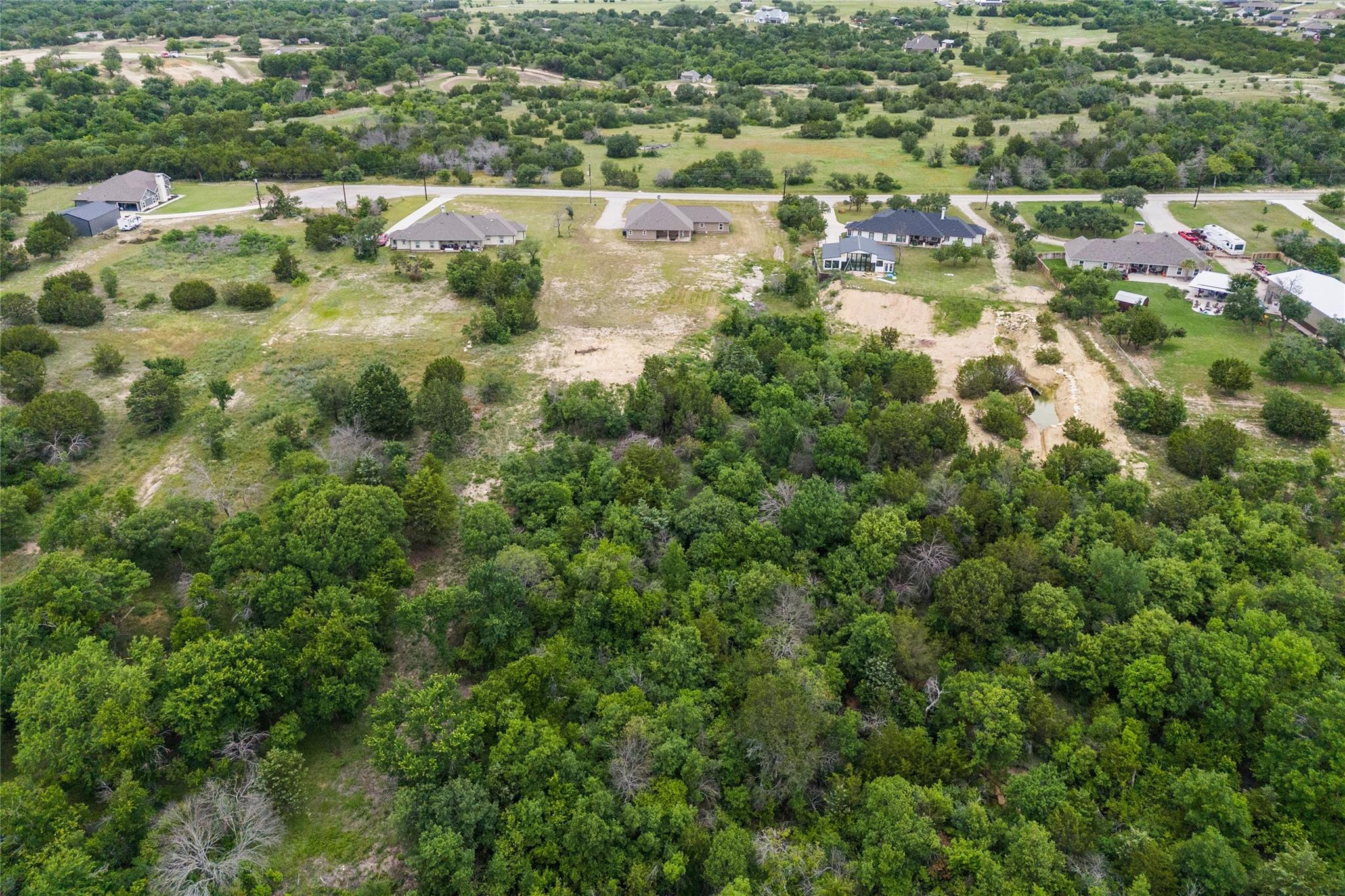 main property photo 36