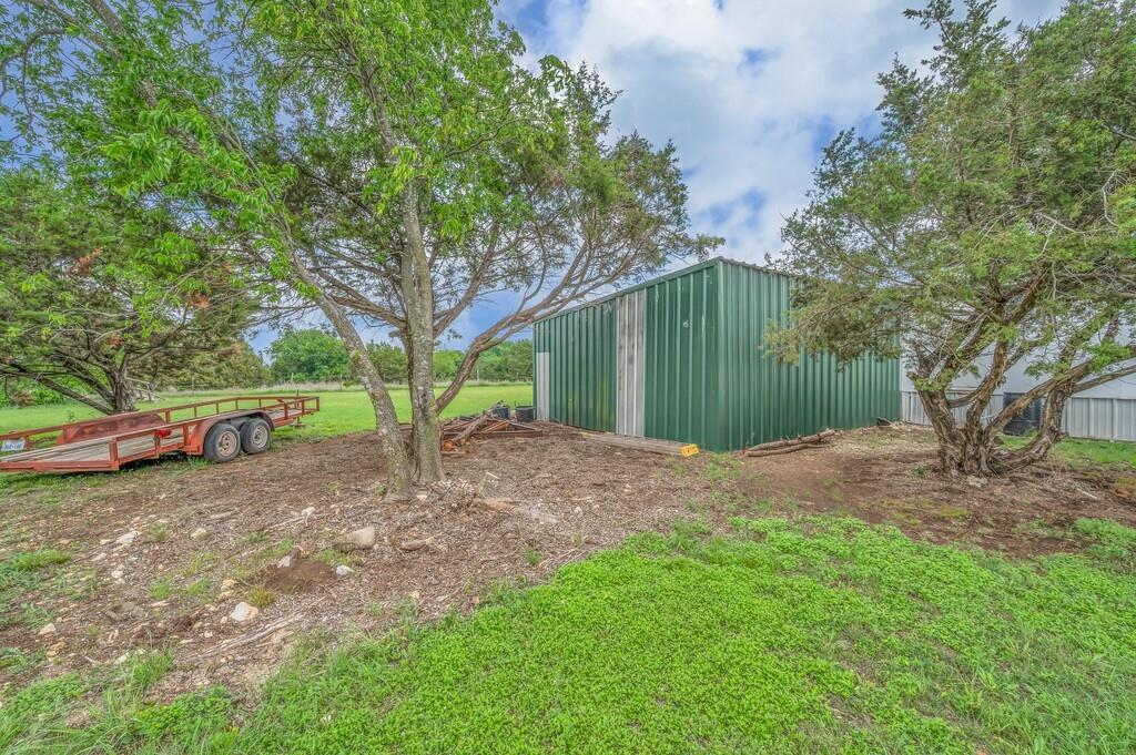 main property photo 17
