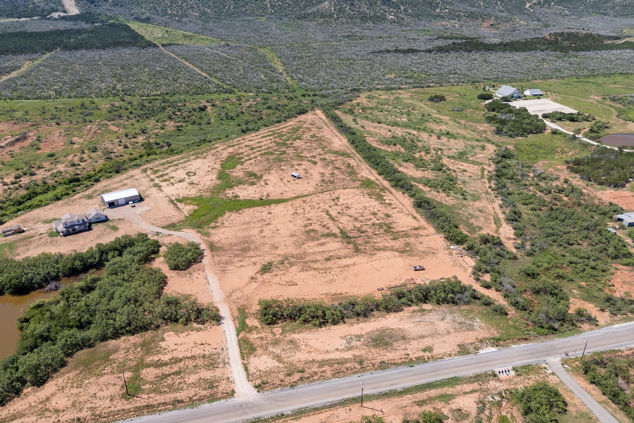 main property photo 34