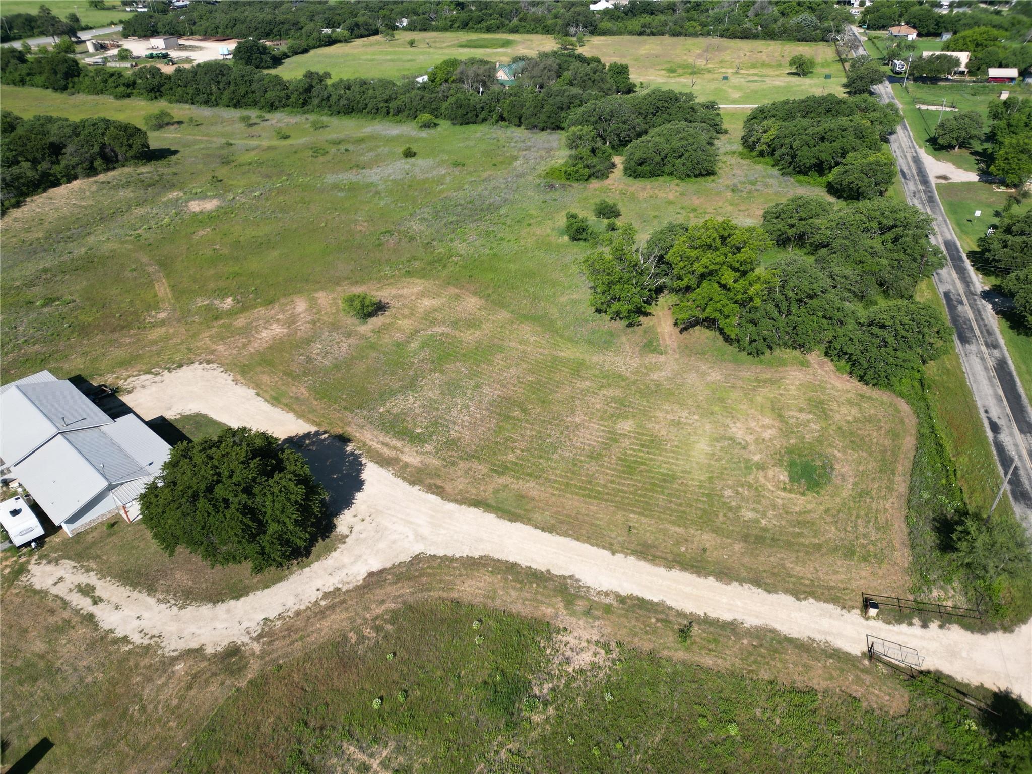 main property photo 18