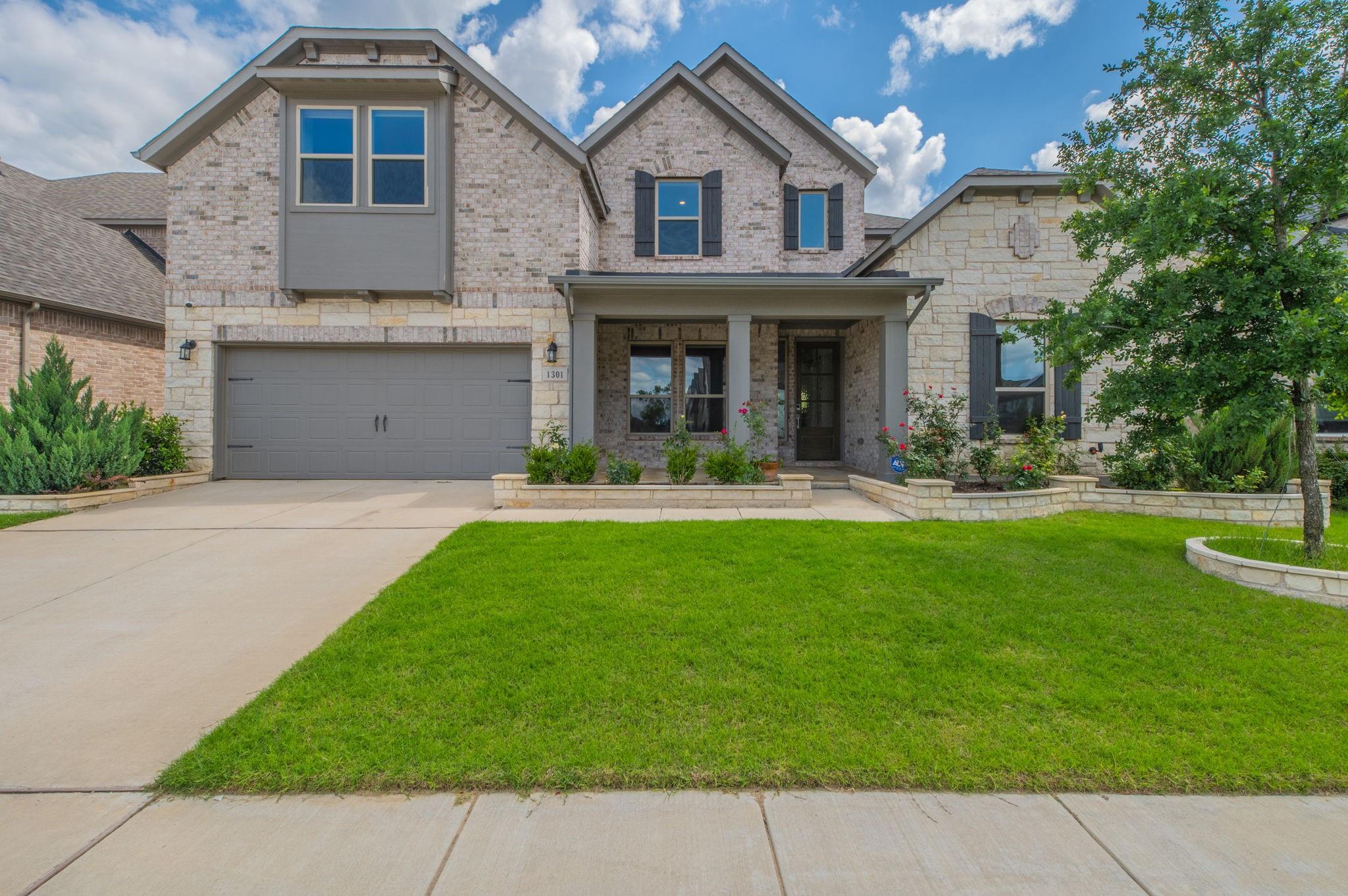 main property photo 5