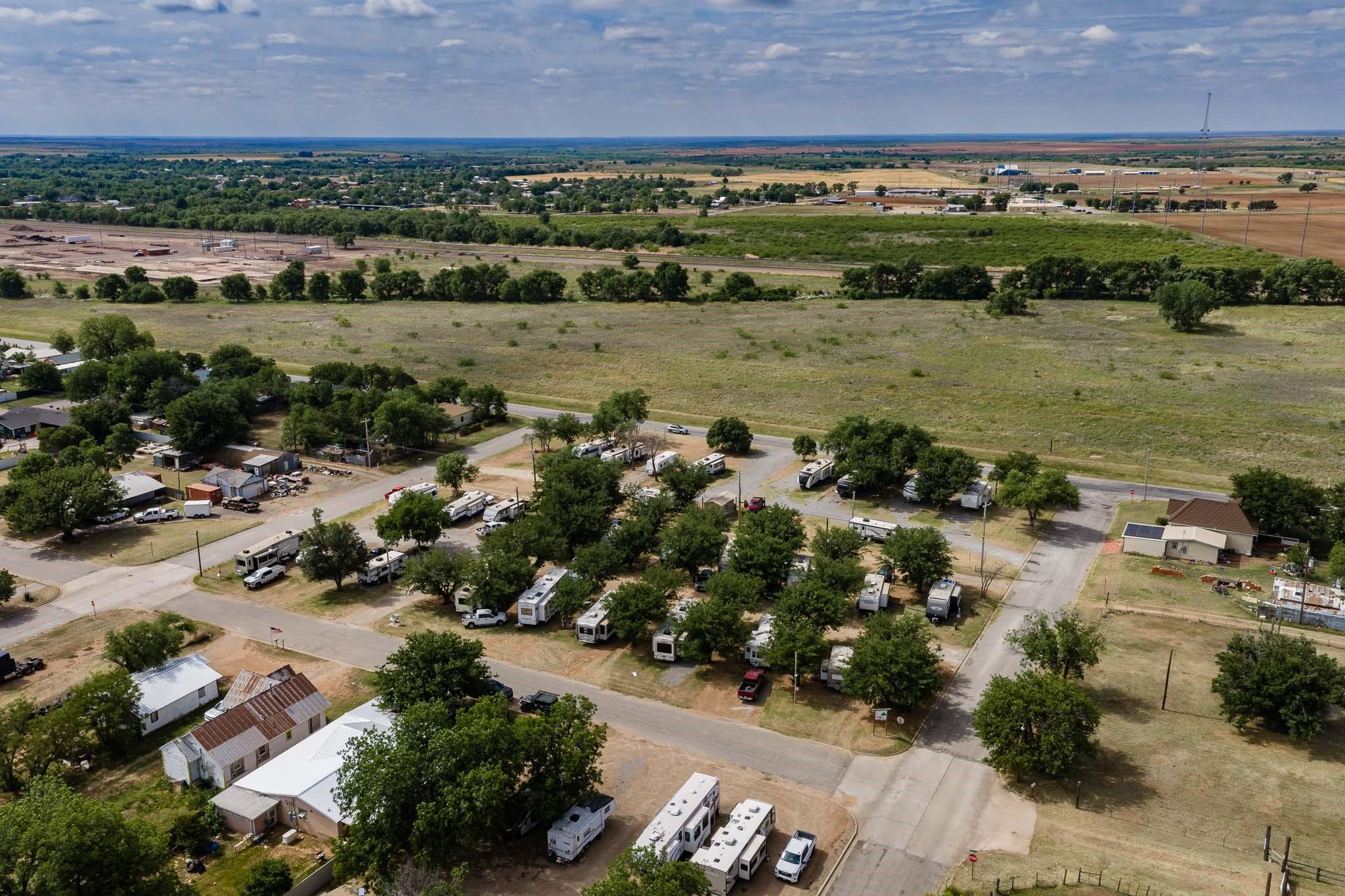 main property photo 14
