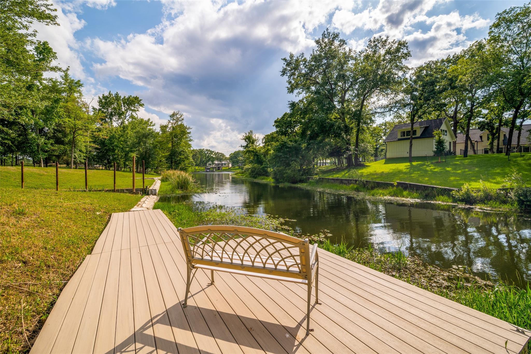 main property photo 17
