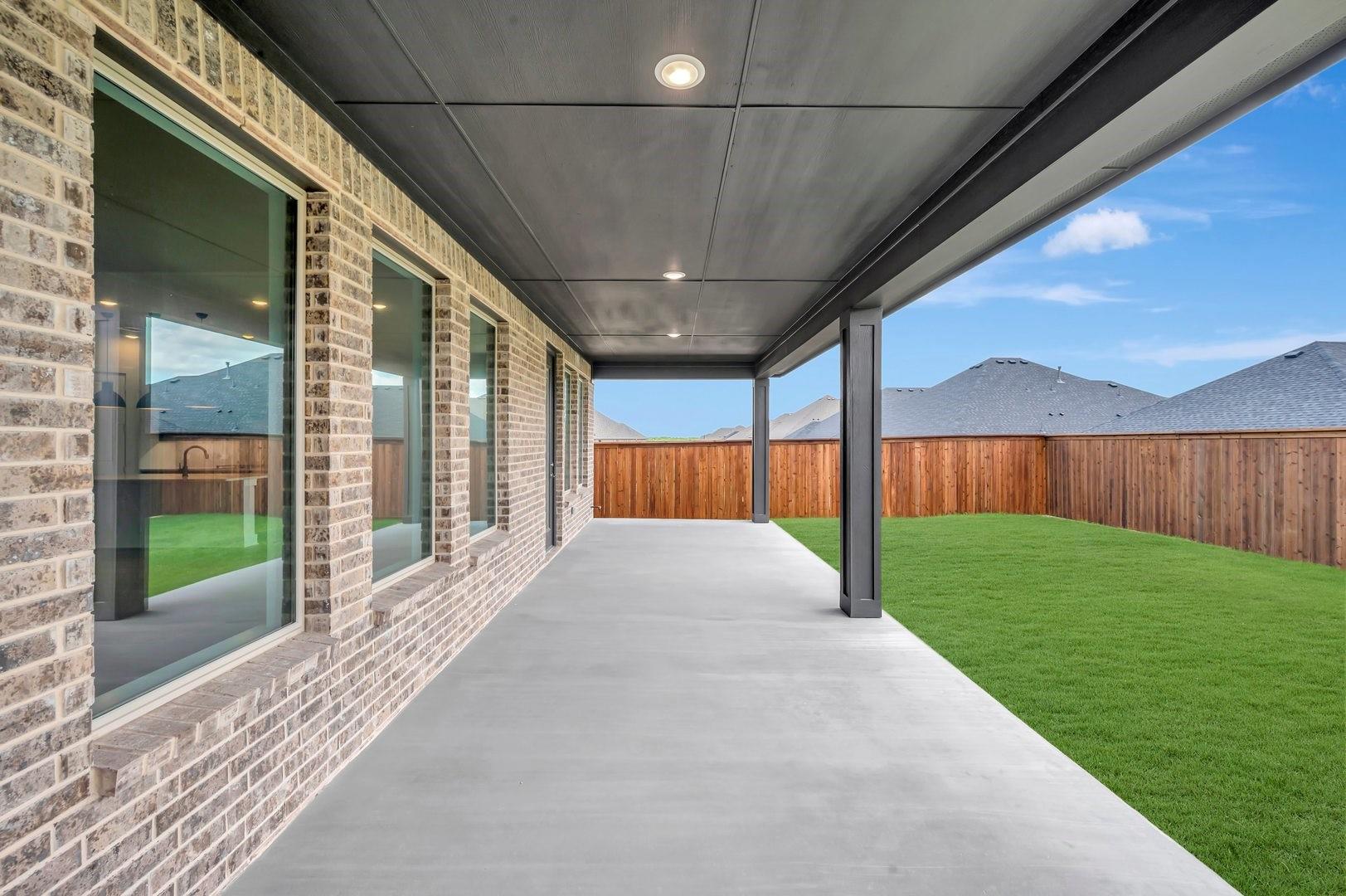 main property photo 24