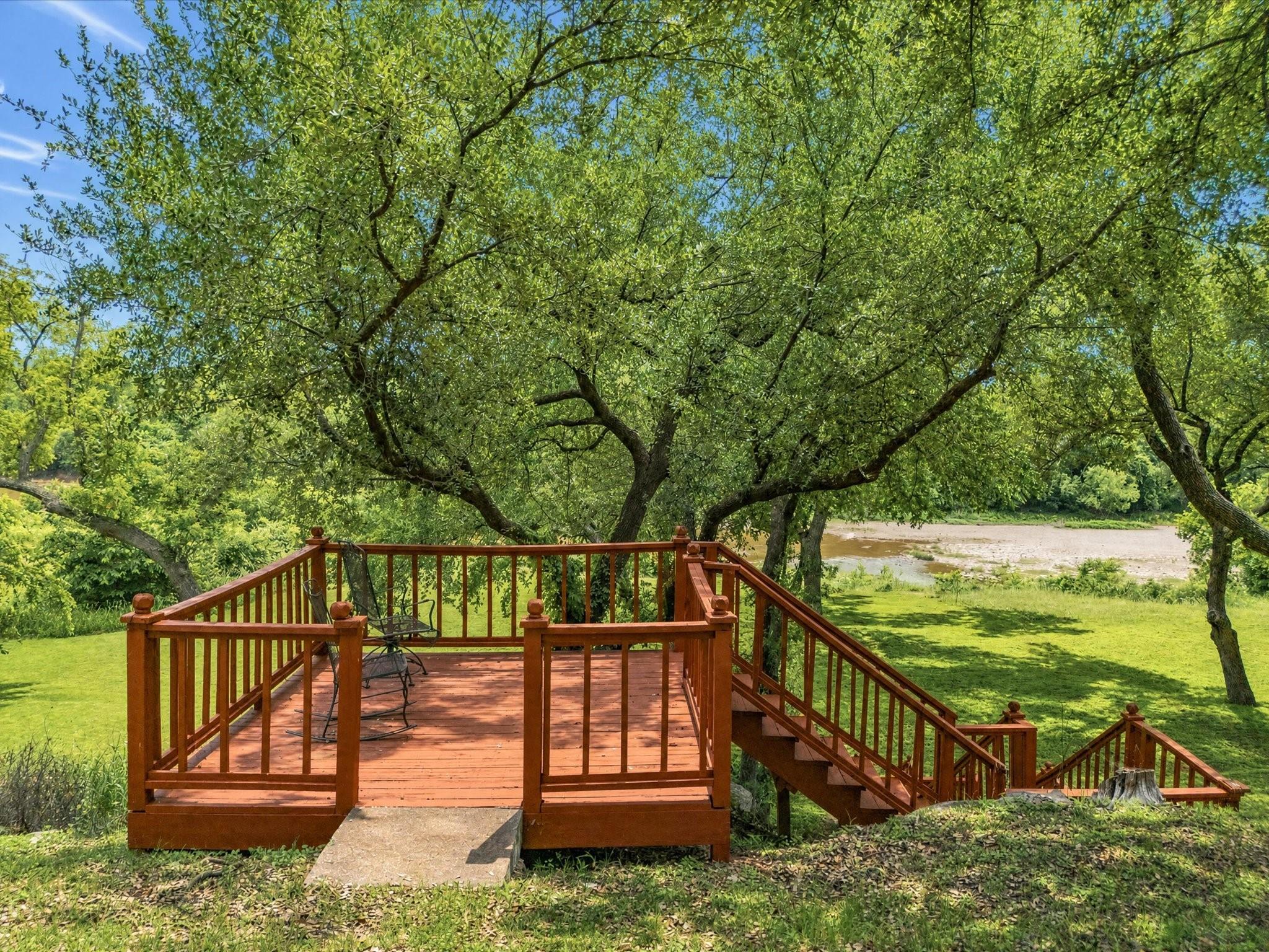 main property photo 26