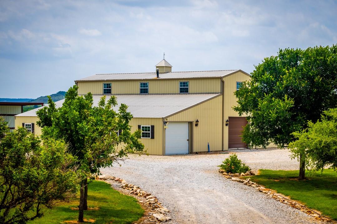 main property photo 34