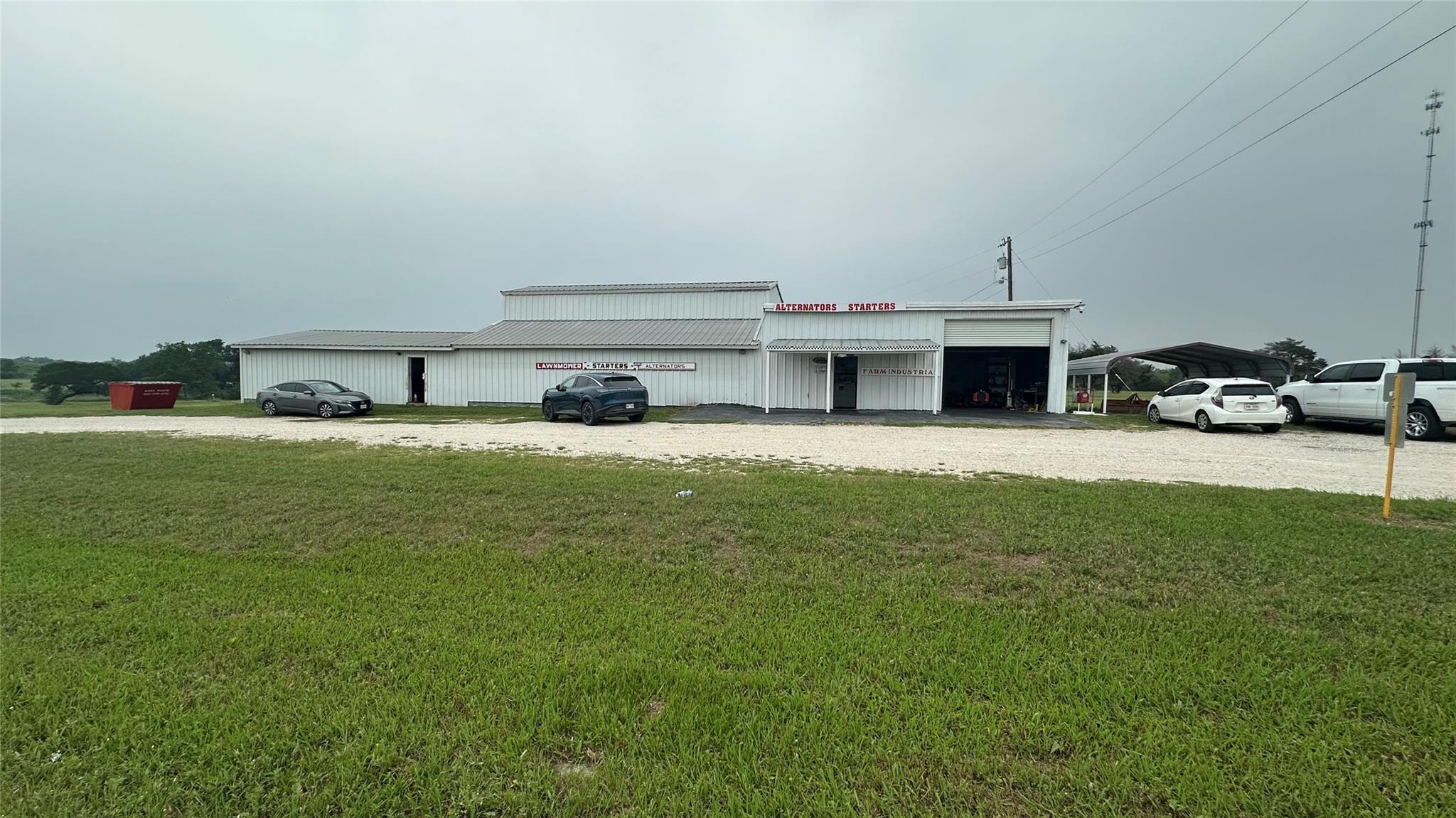 main property photo 13