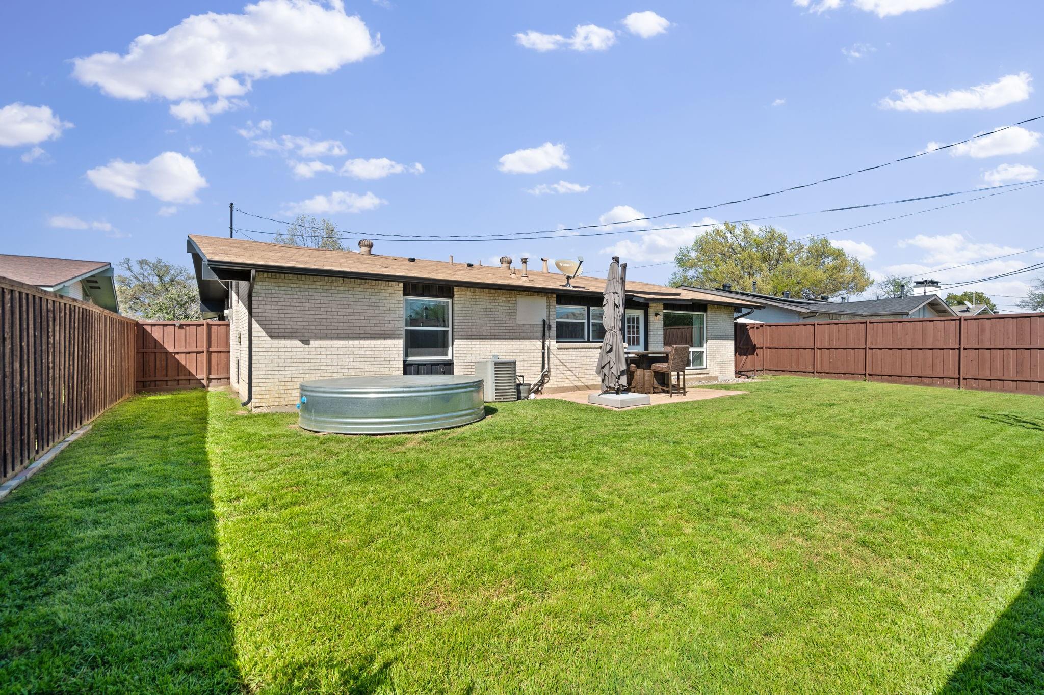 main property photo 20