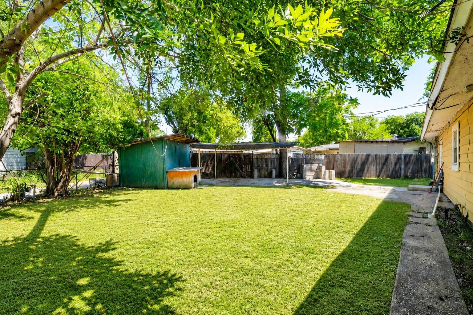 main property photo 29
