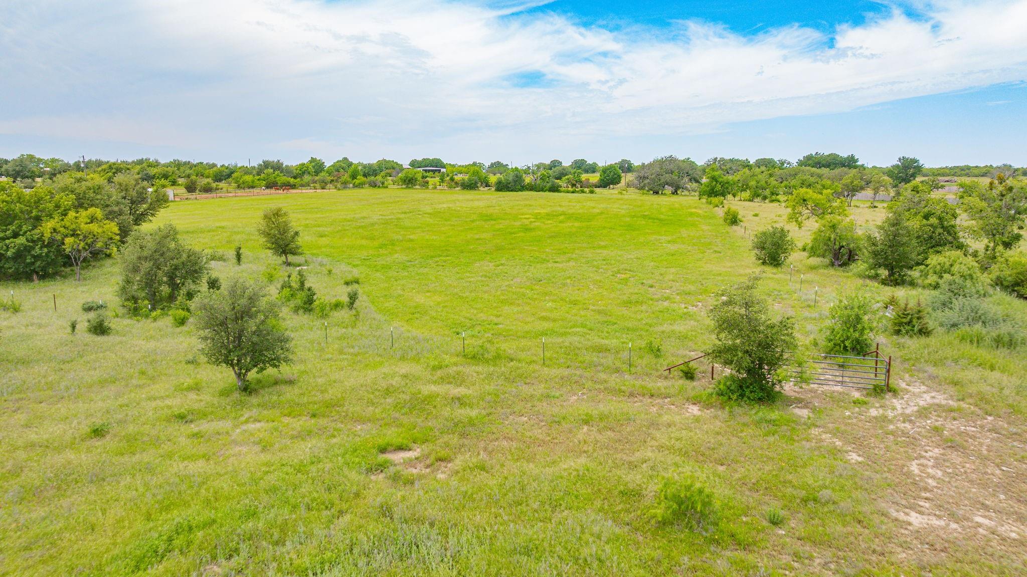main property photo 11
