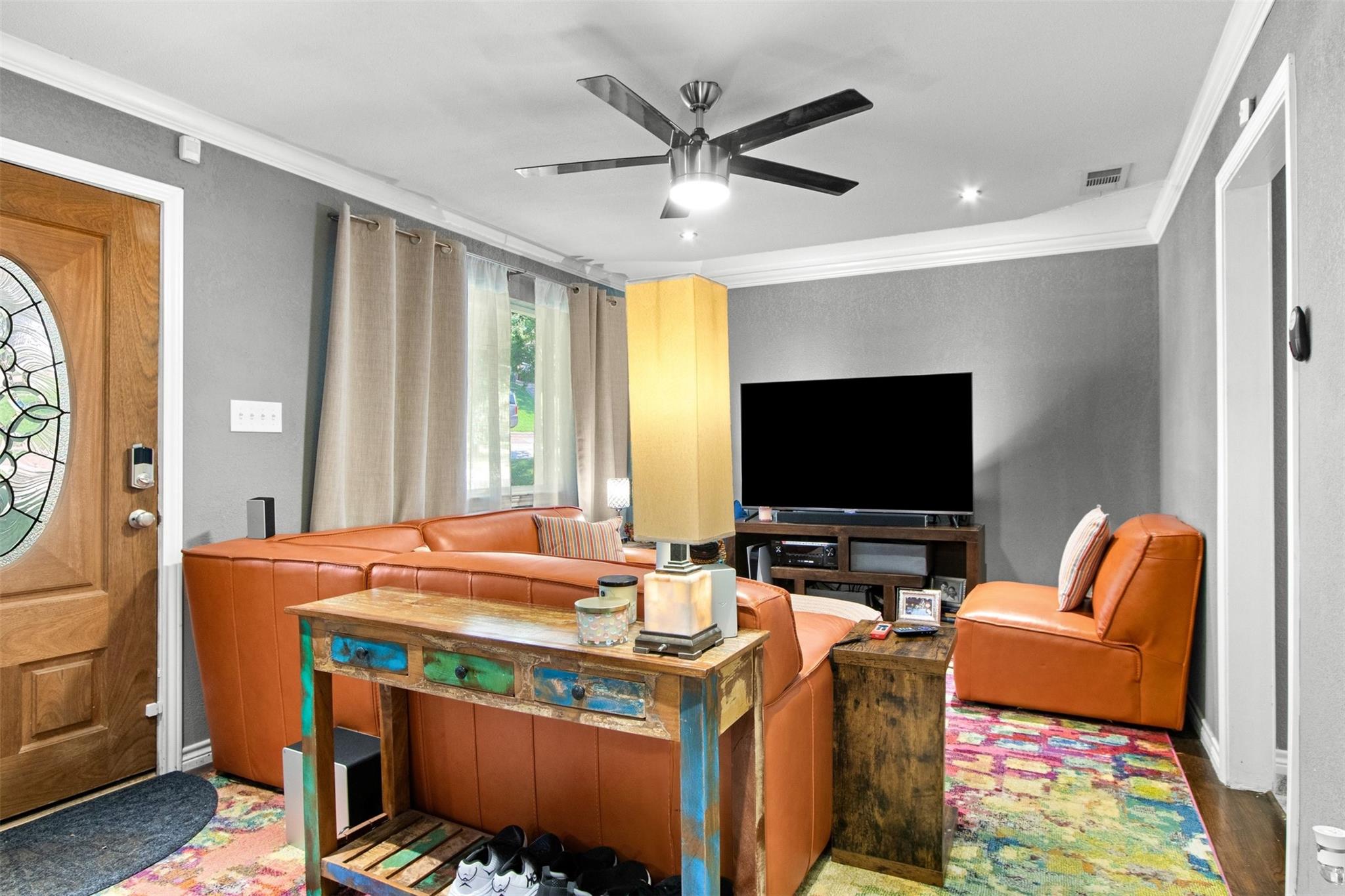 main property photo 4