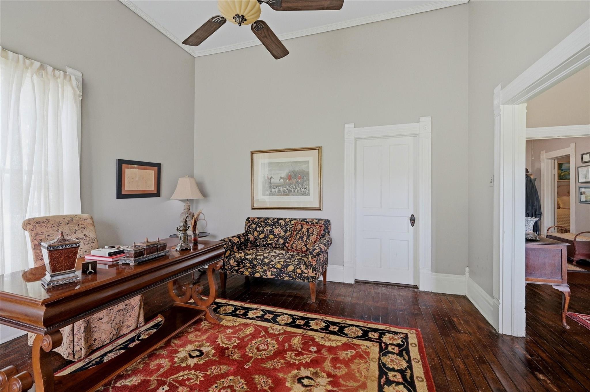 main property photo 12