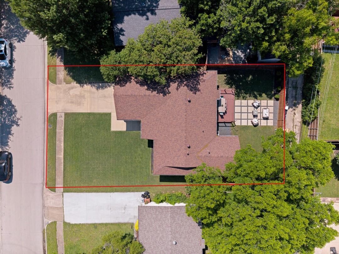 main property photo 26