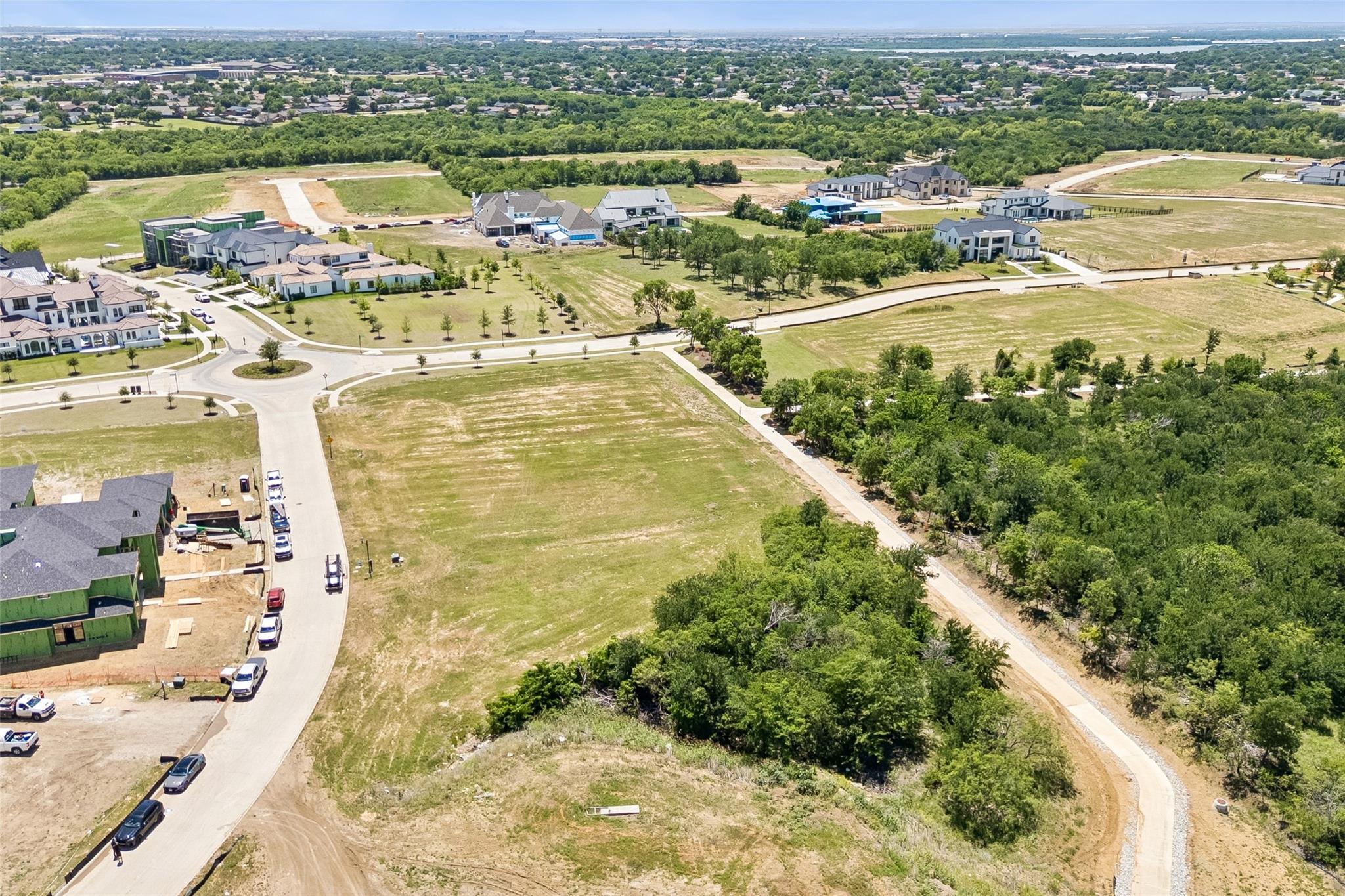 main property photo 9