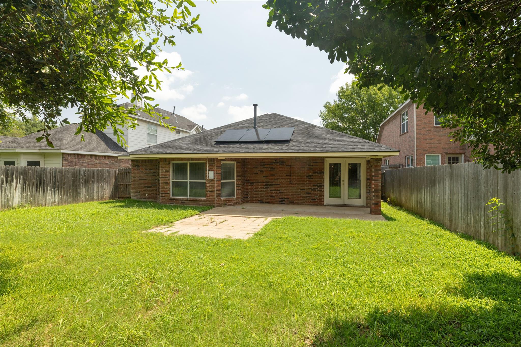 main property photo 32
