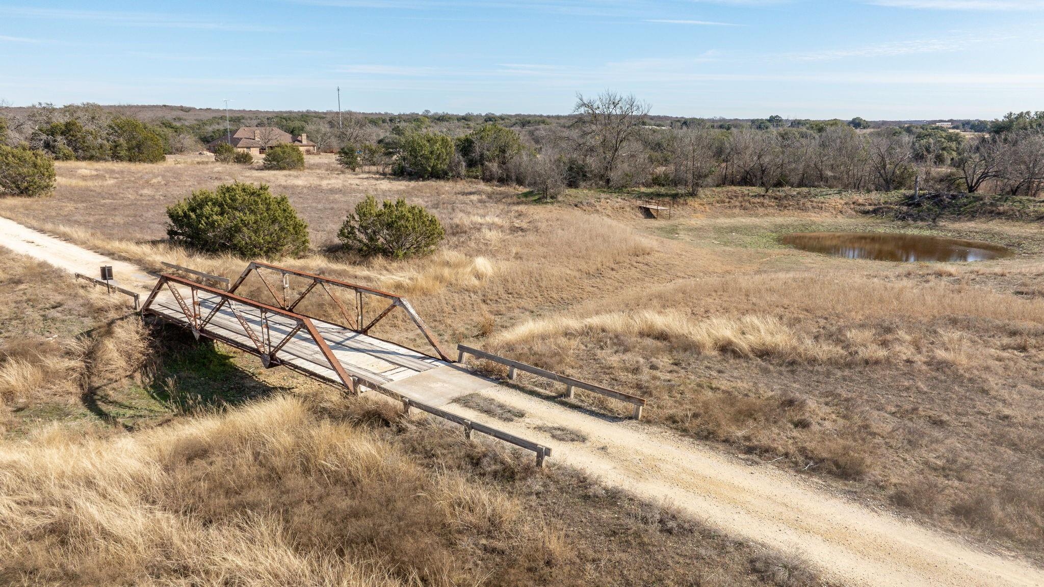 main property photo 32