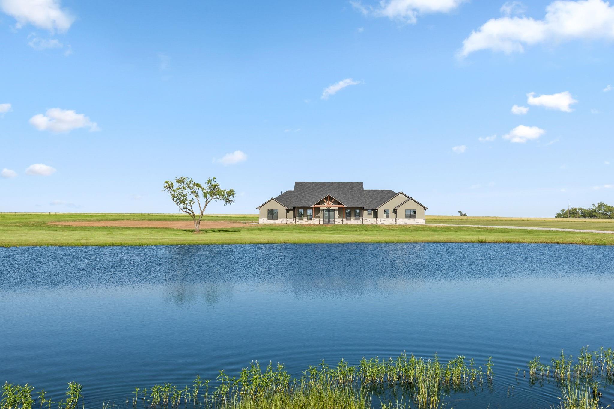 main property photo 35