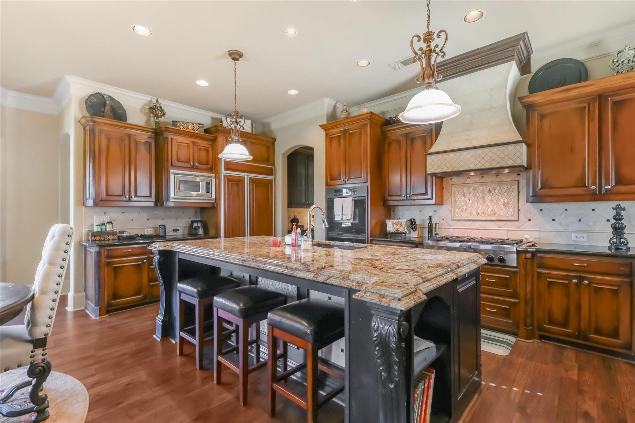 main property photo 15