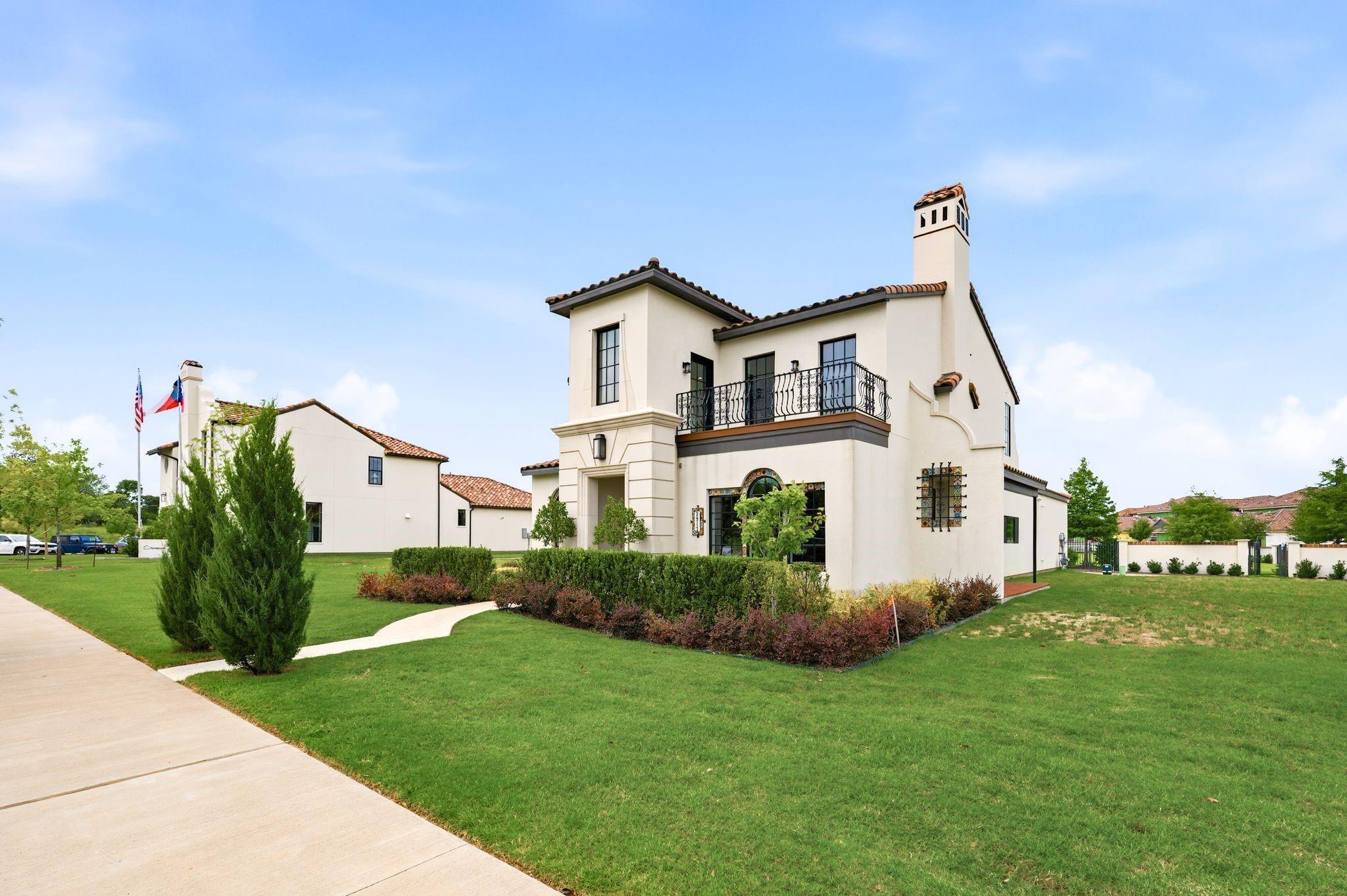 main property photo 2