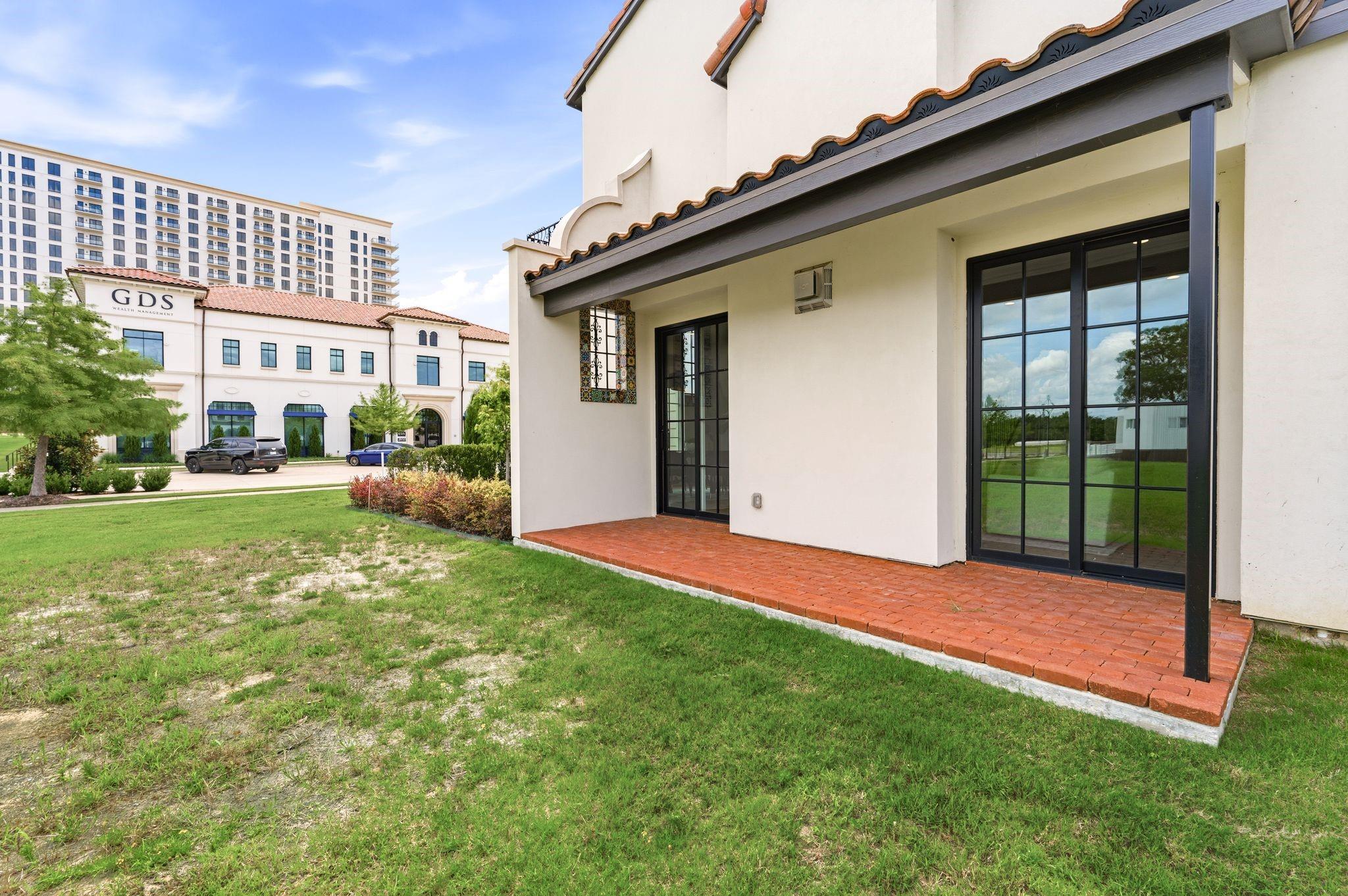 main property photo 38