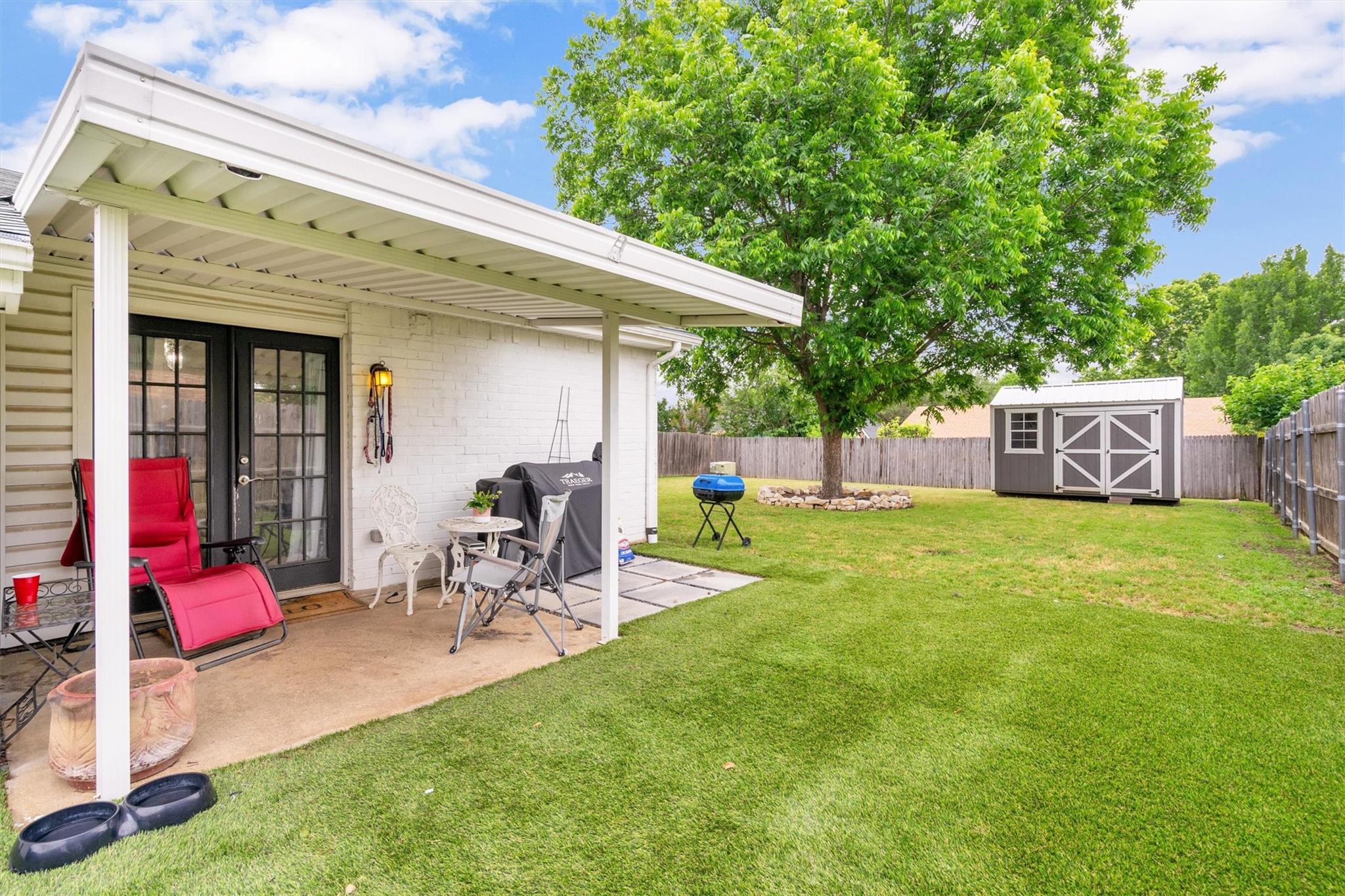 main property photo 22