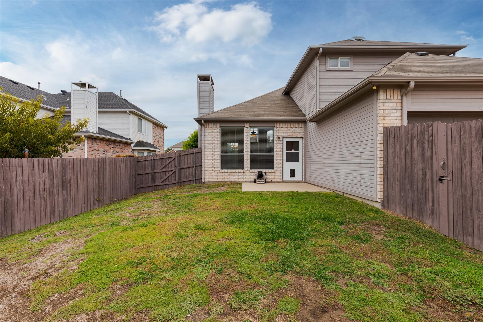 main property photo 25