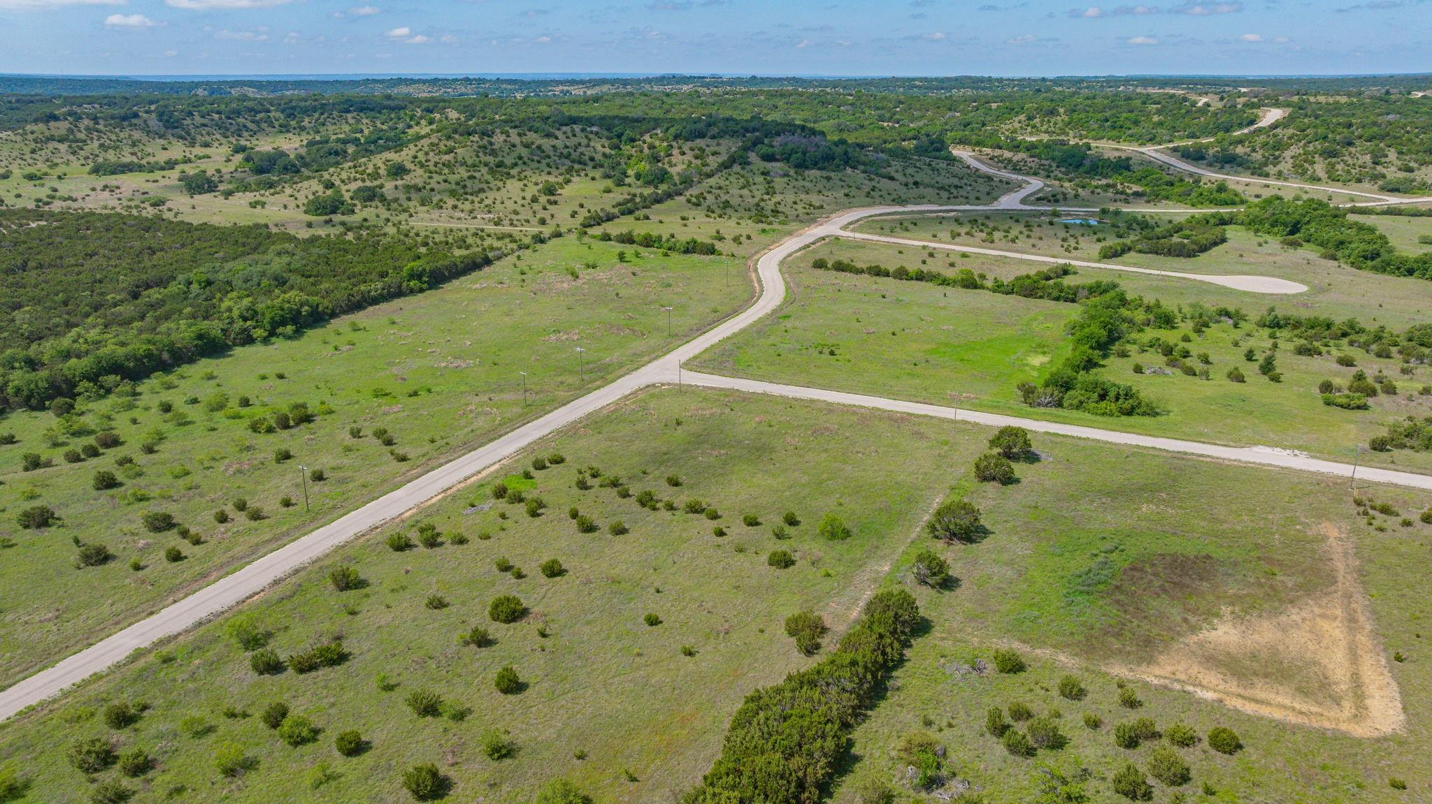 main property photo 12