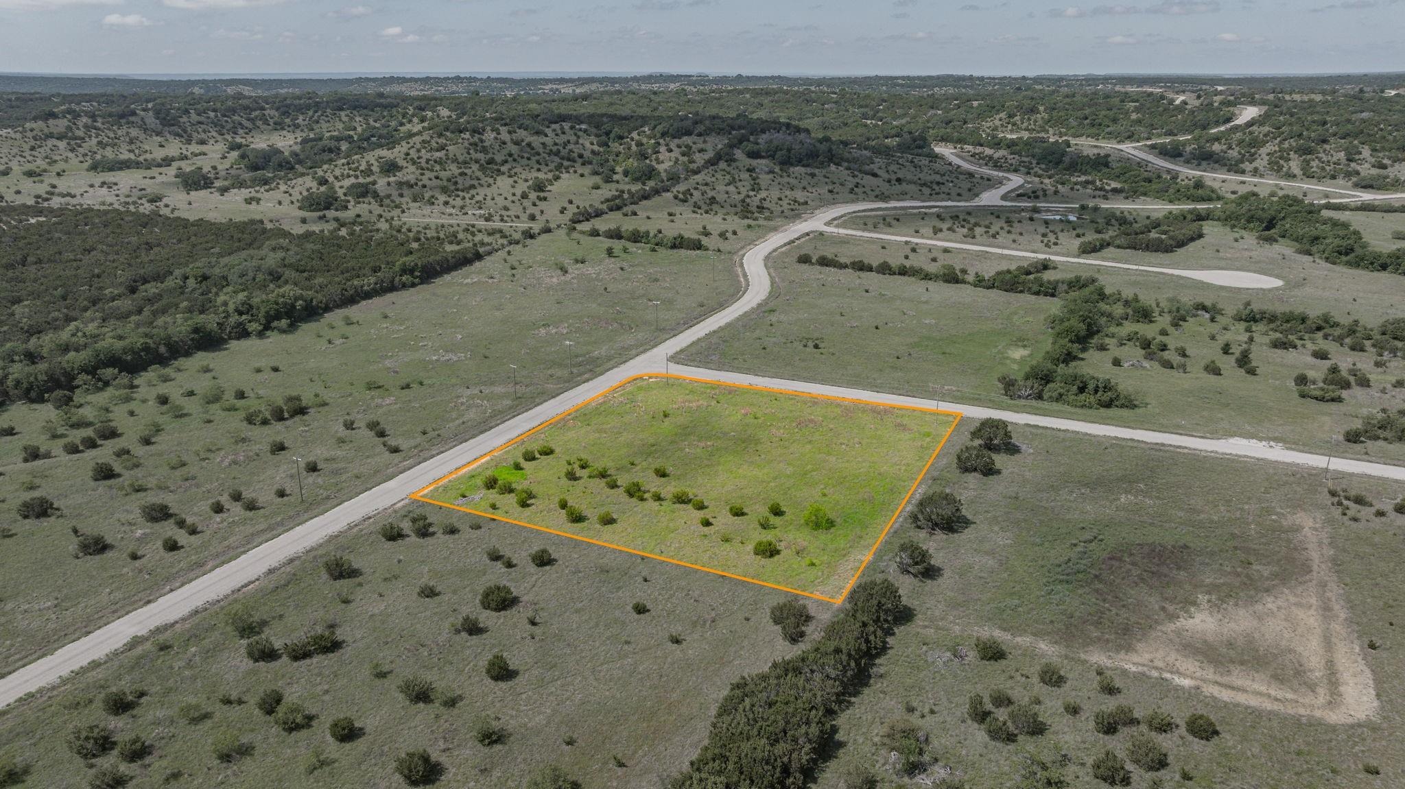 main property photo 18
