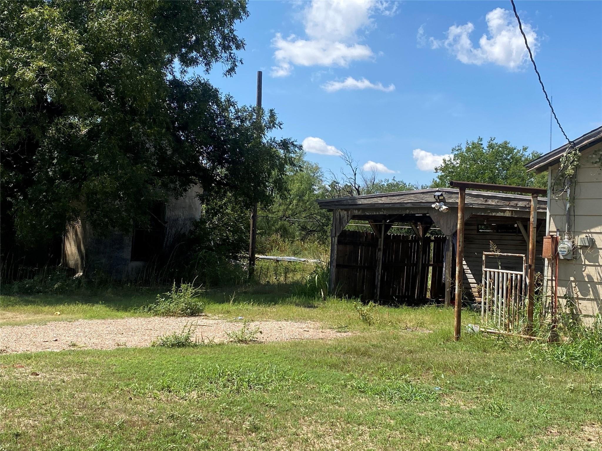 main property photo 20