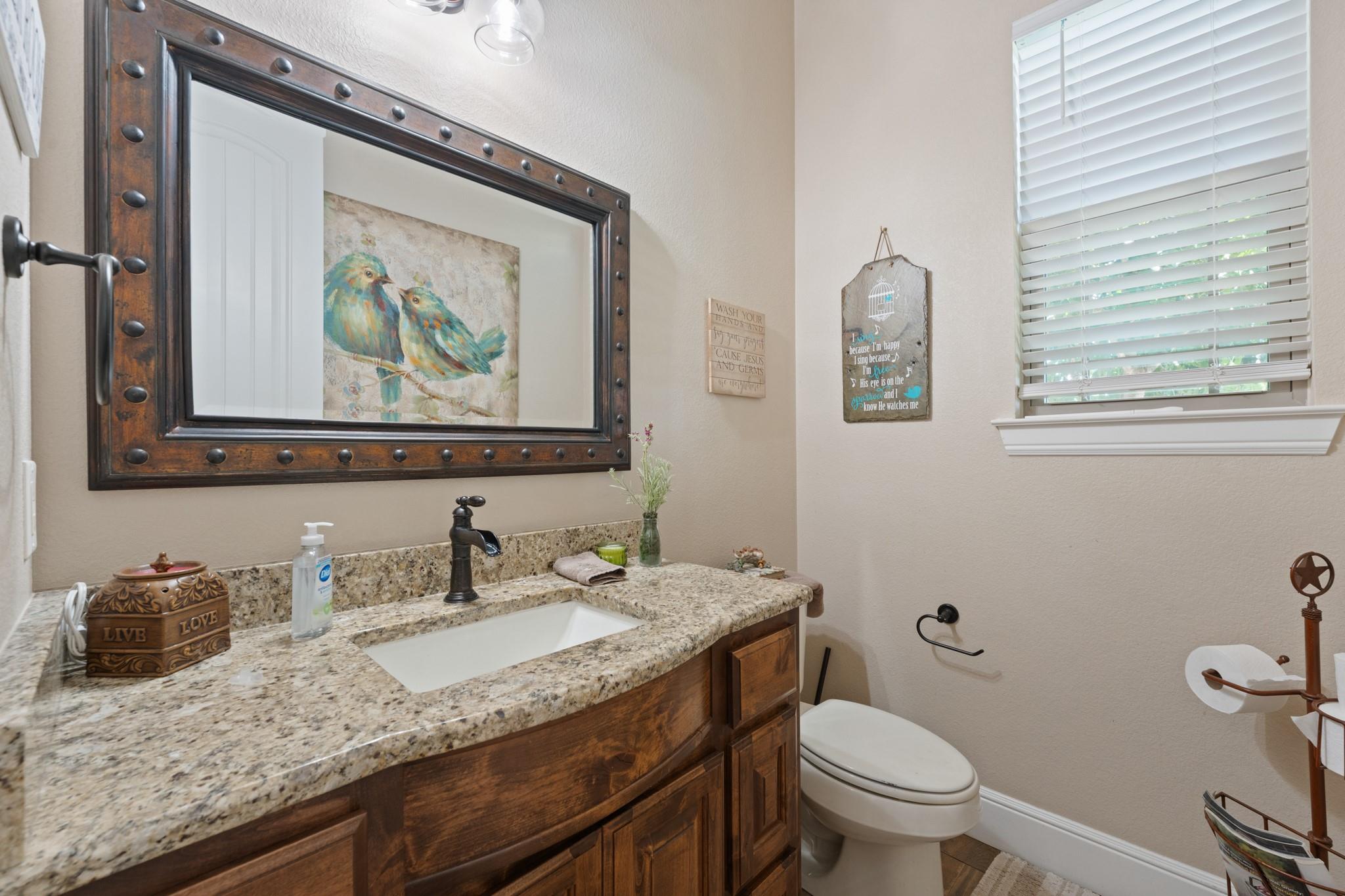 main property photo 28