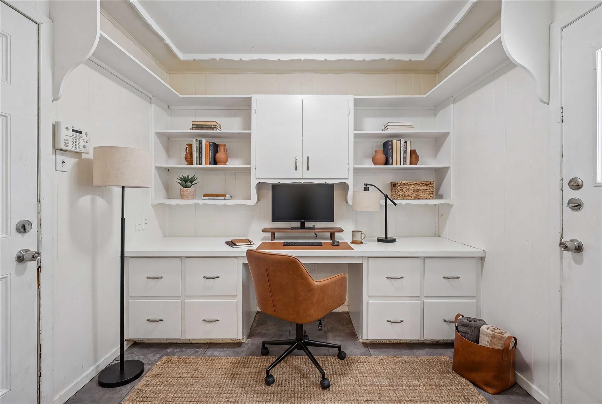 main property photo 24
