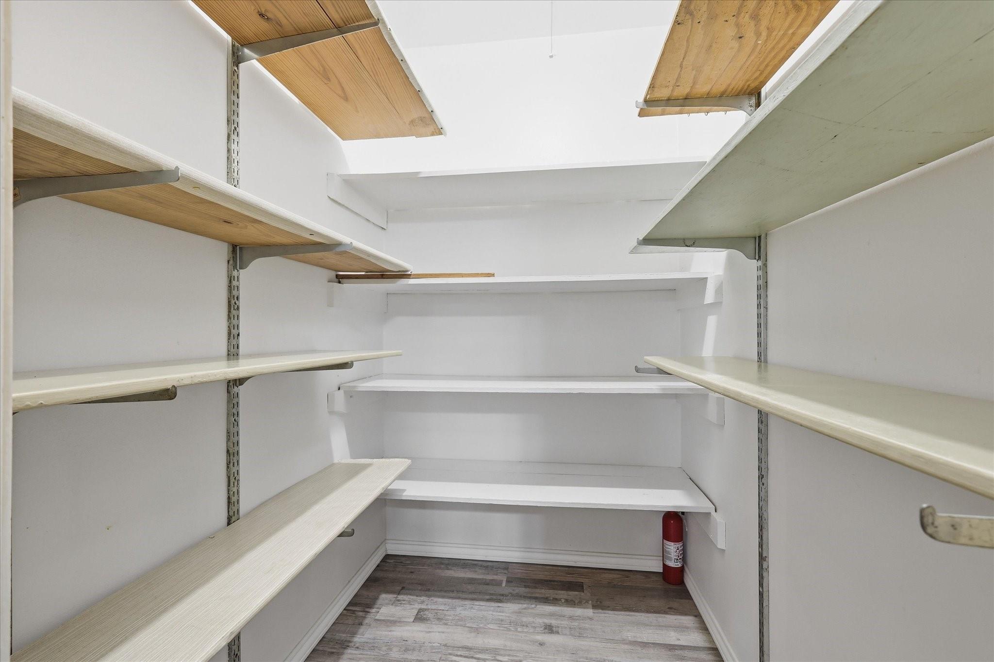 main property photo 14