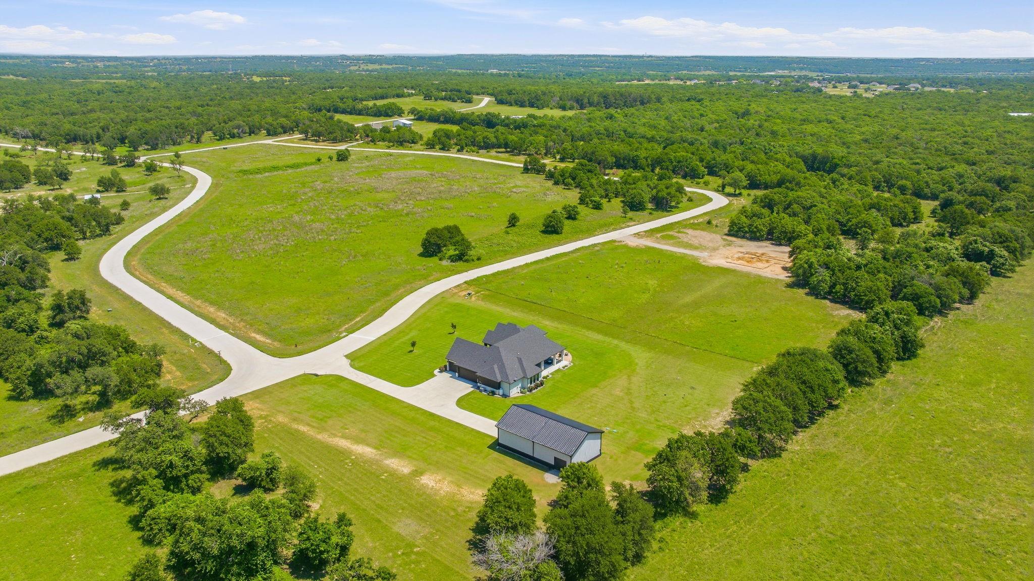 main property photo 35