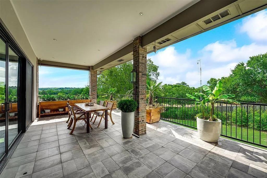 main property photo 27