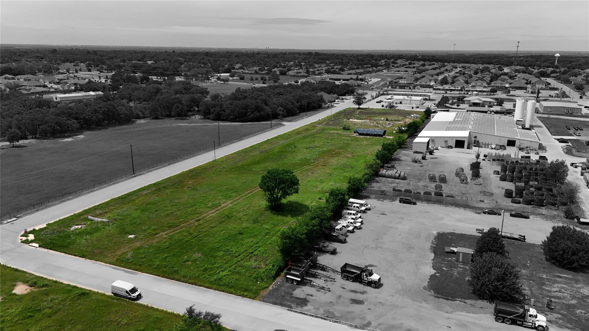 main property photo 16