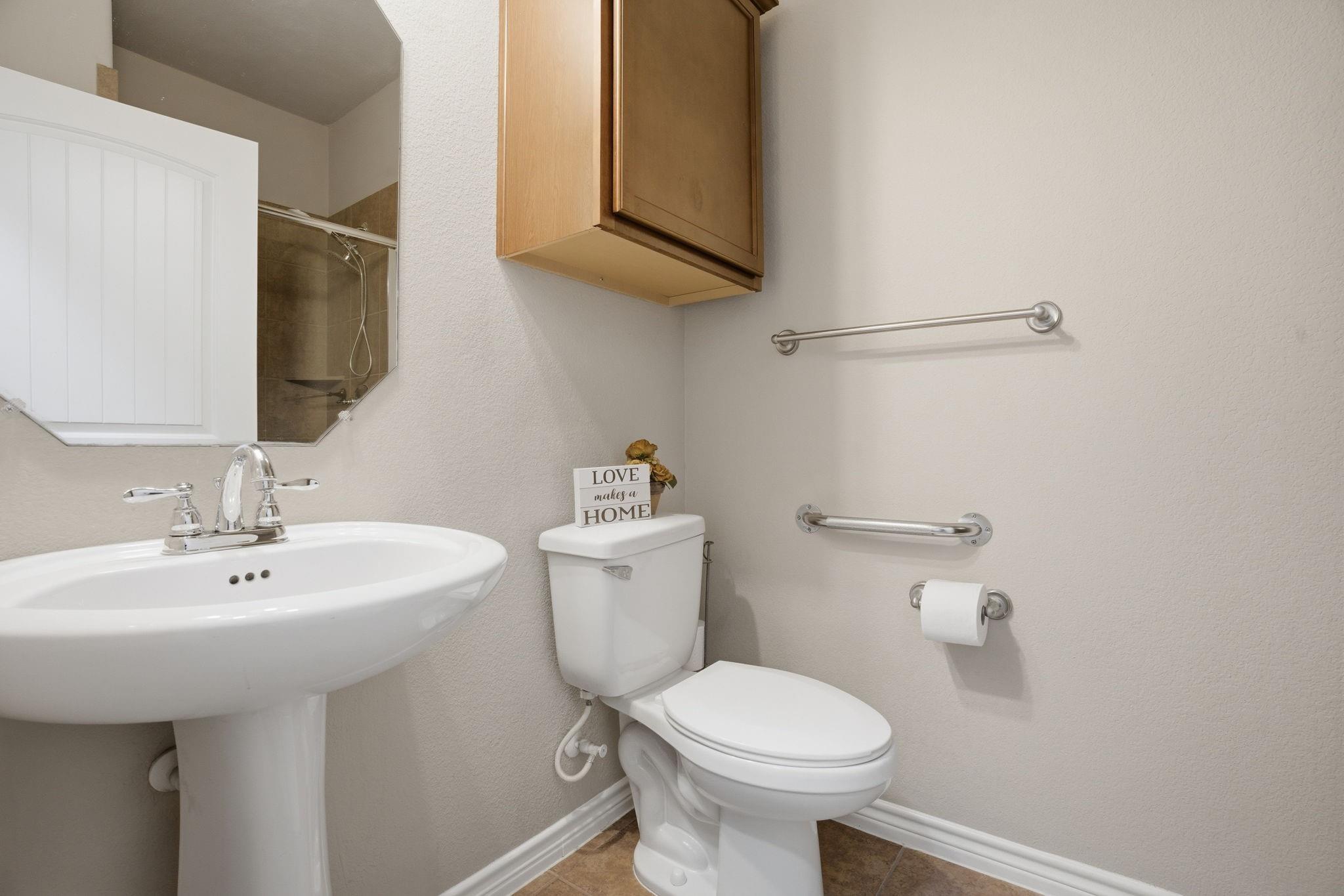 main property photo 18