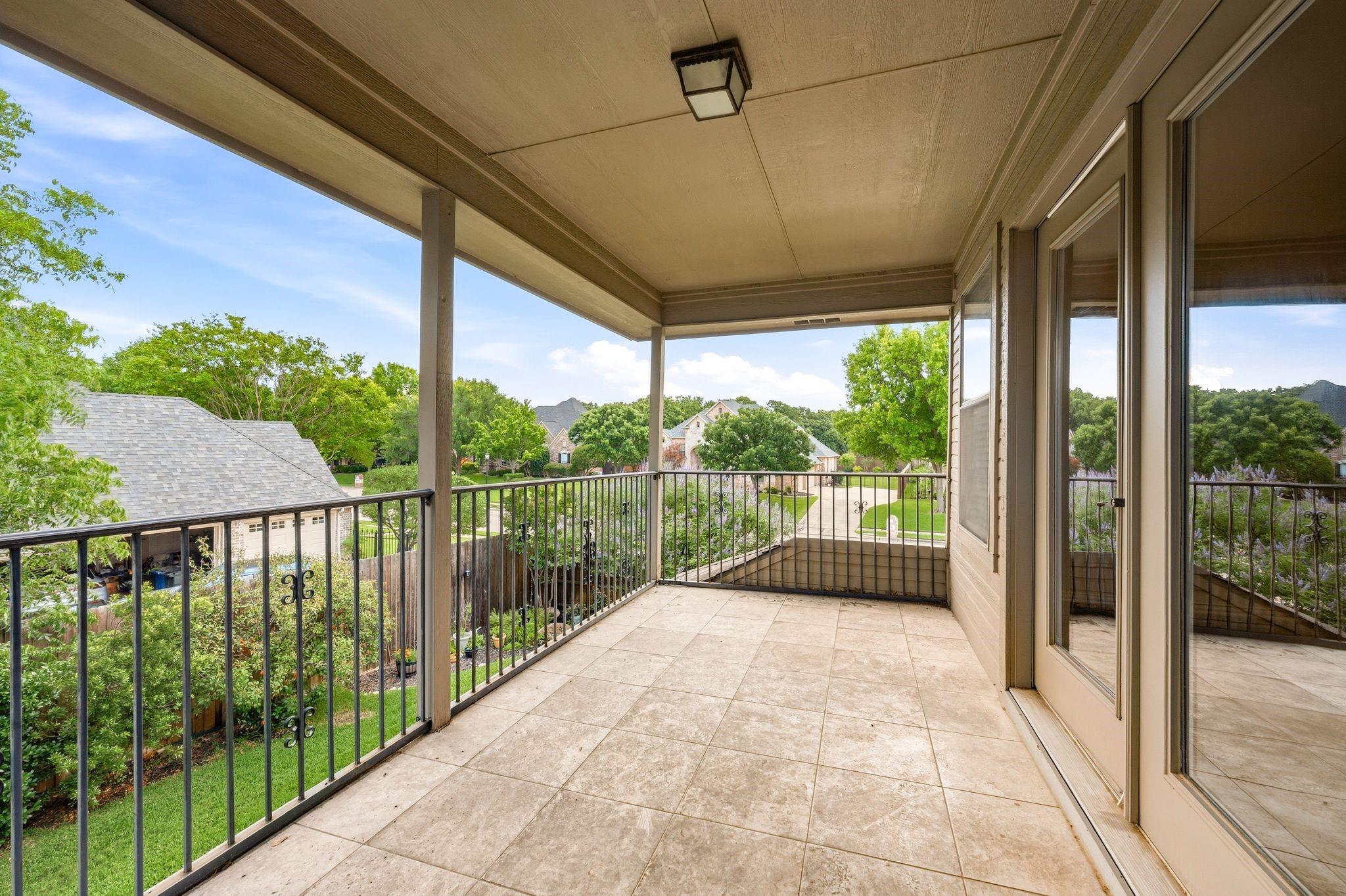 main property photo 30