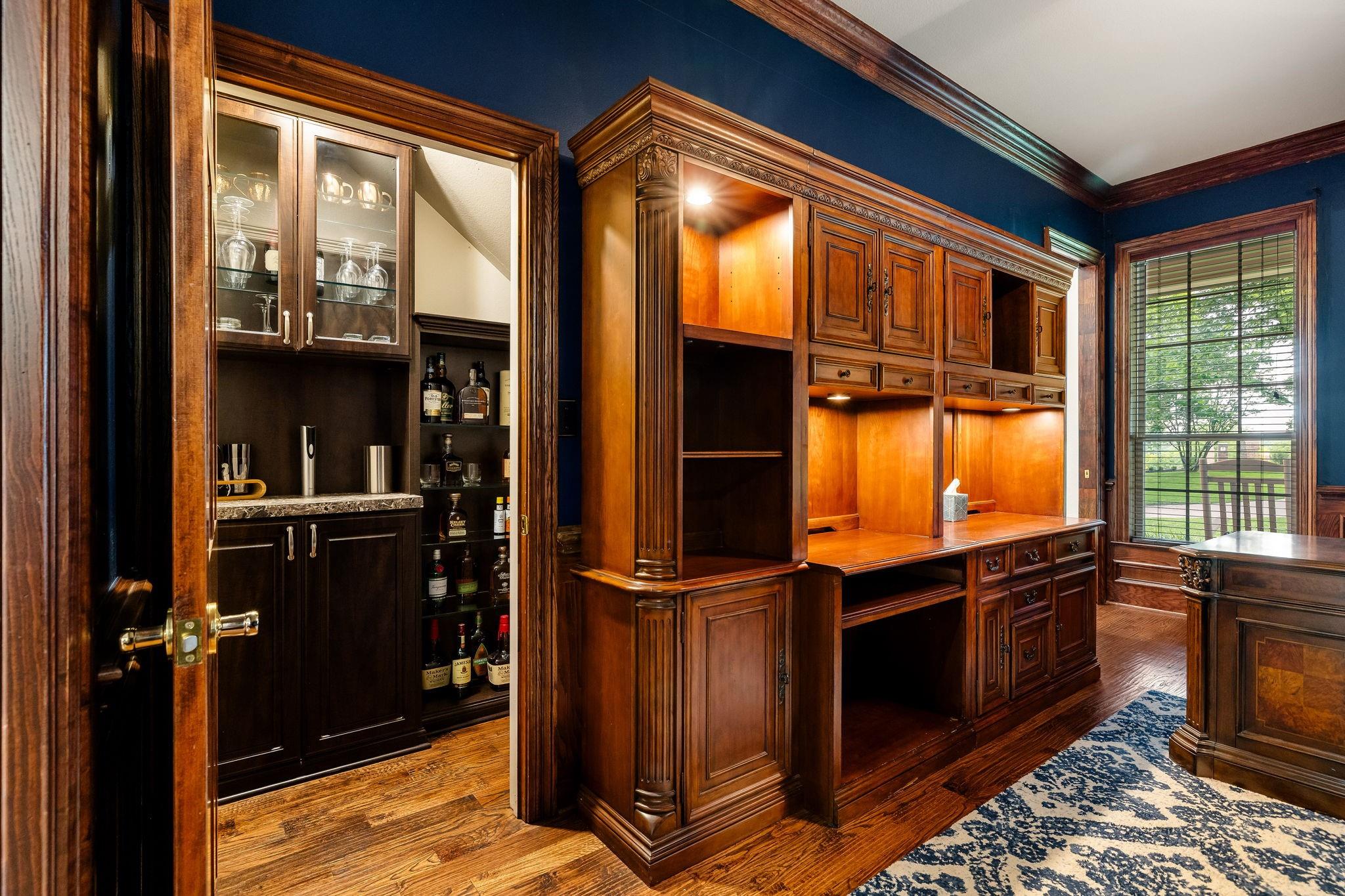 main property photo 10