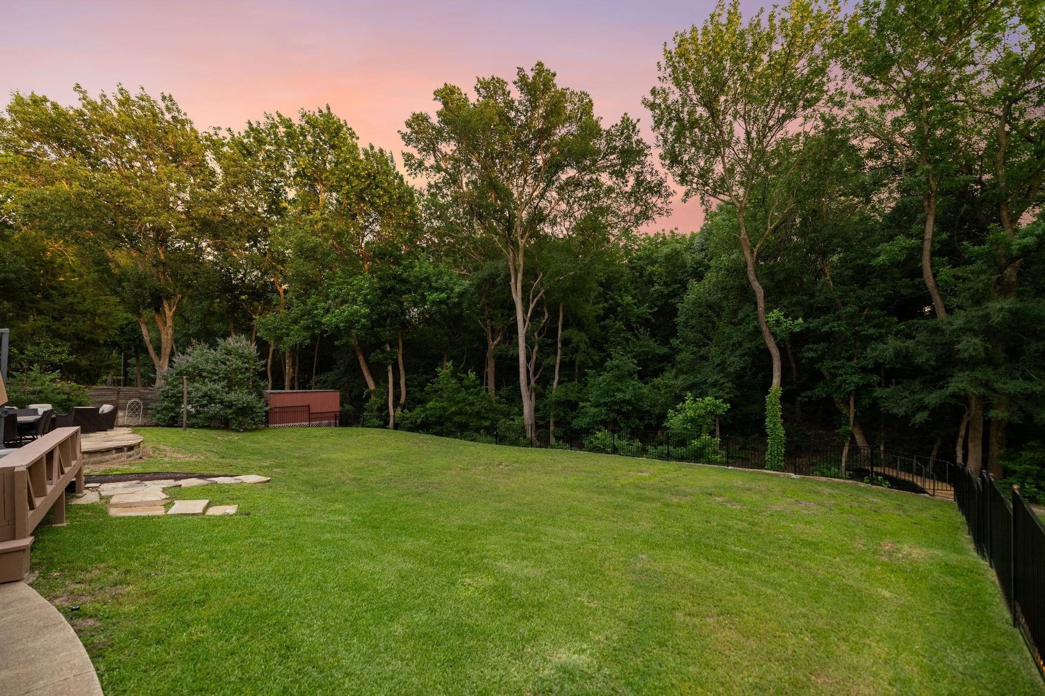 main property photo 34