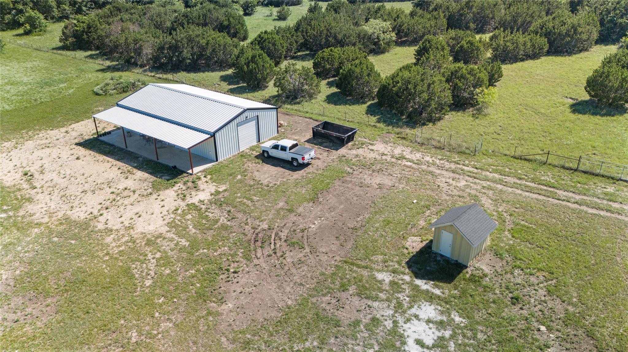 main property photo 22