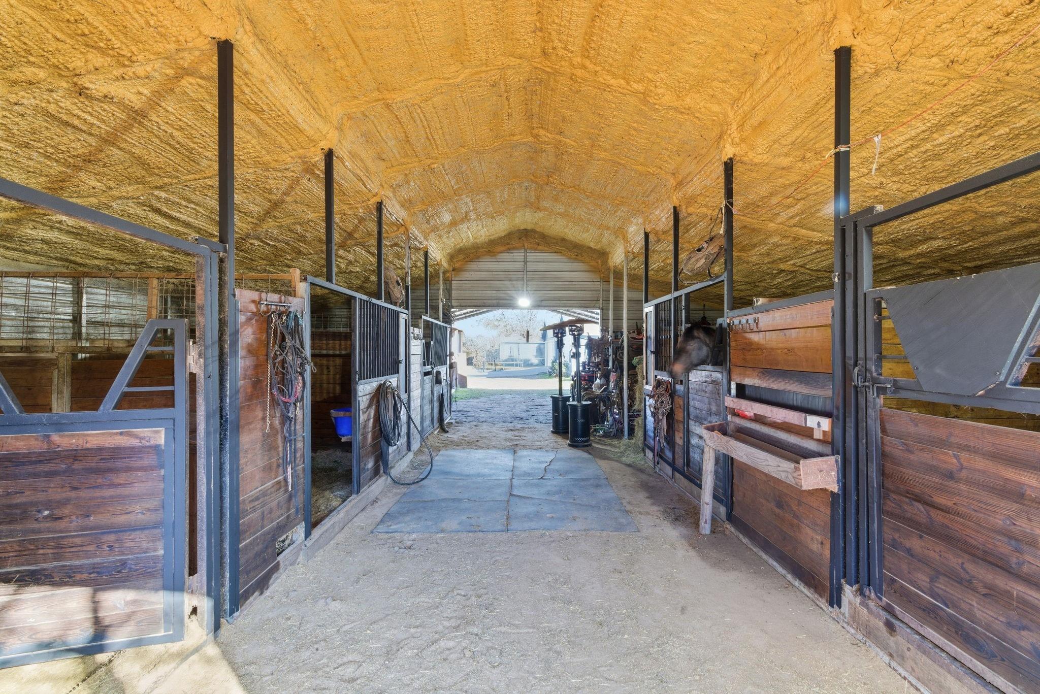 main property photo 12