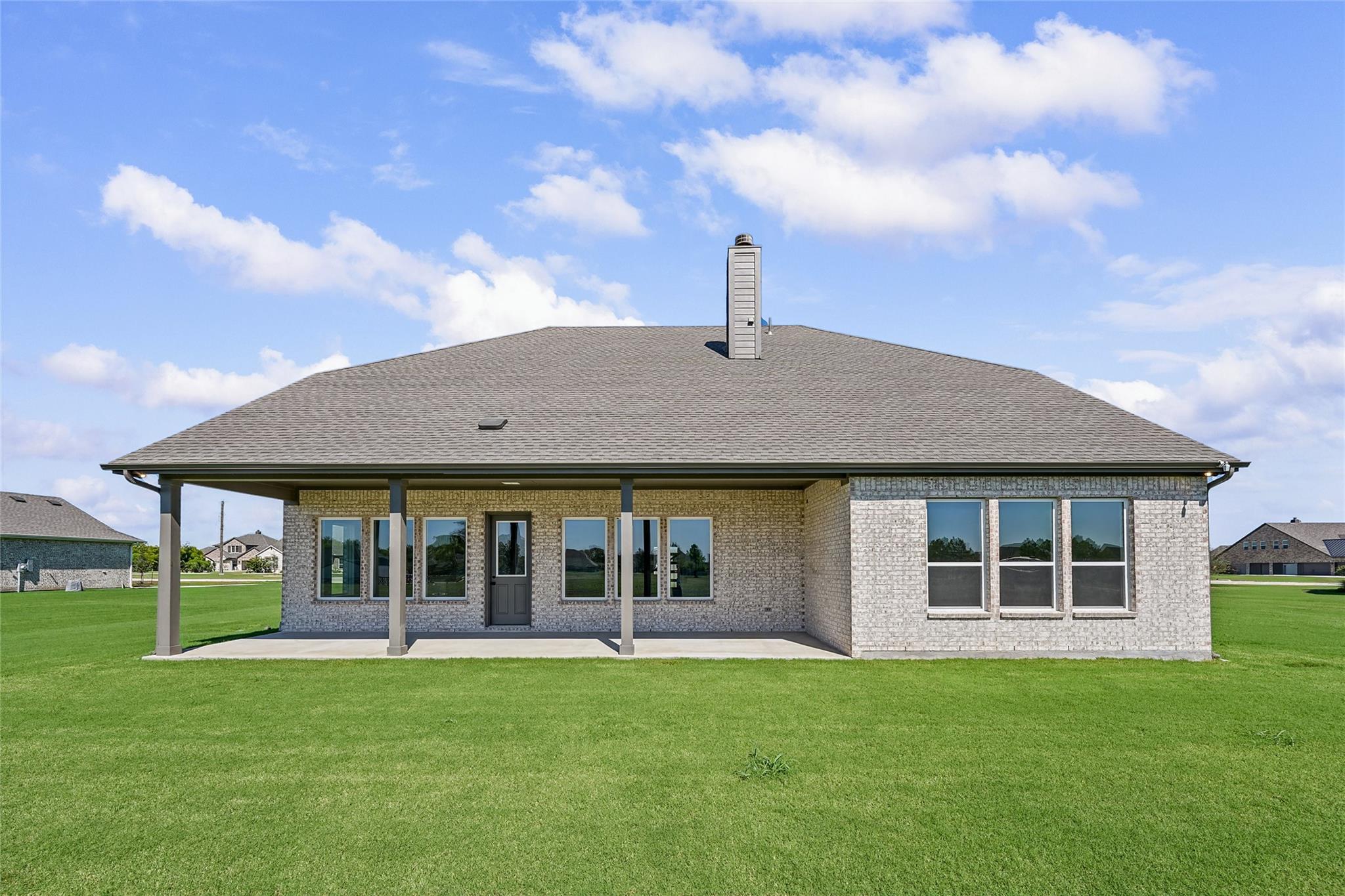 main property photo 37