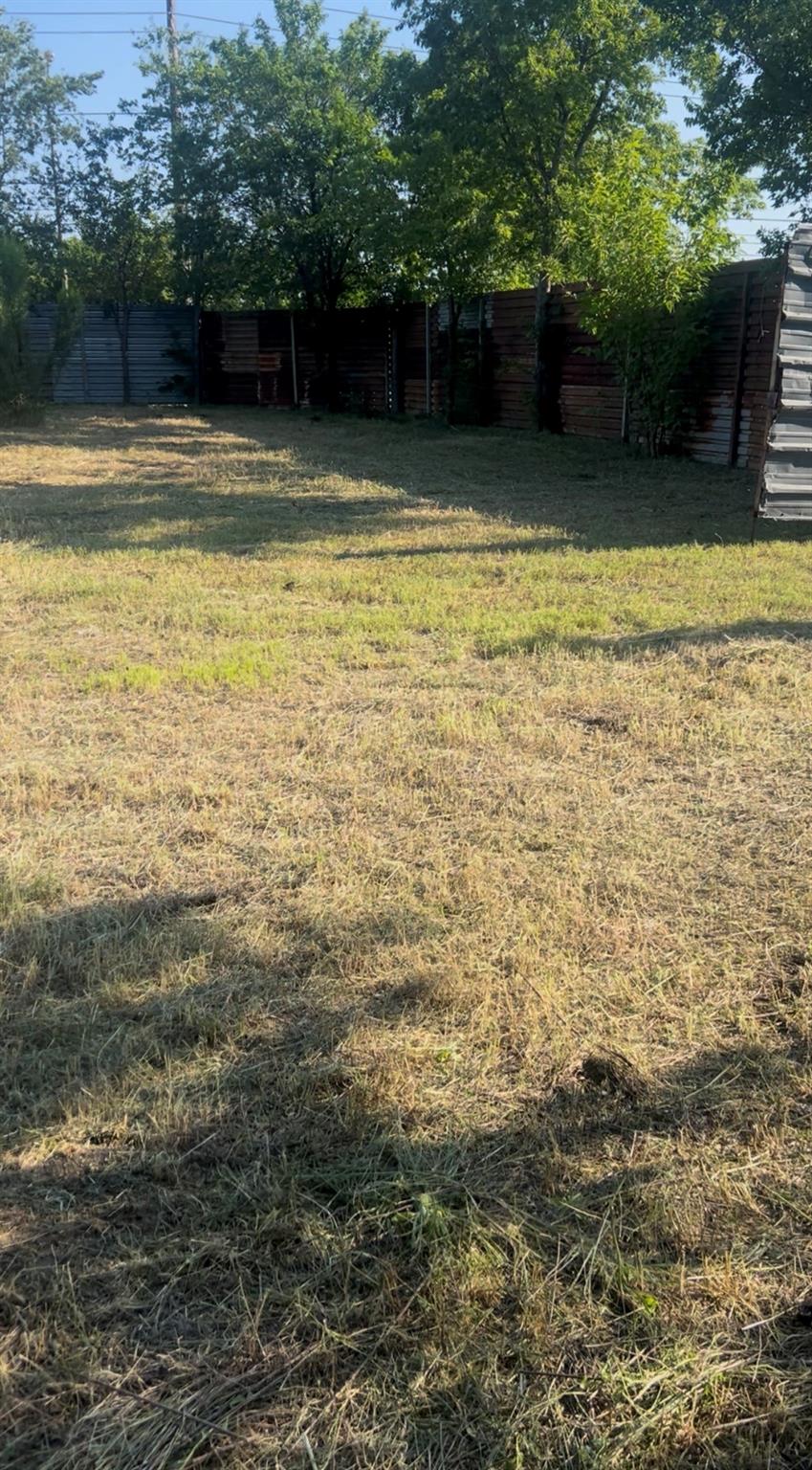 main property photo 9