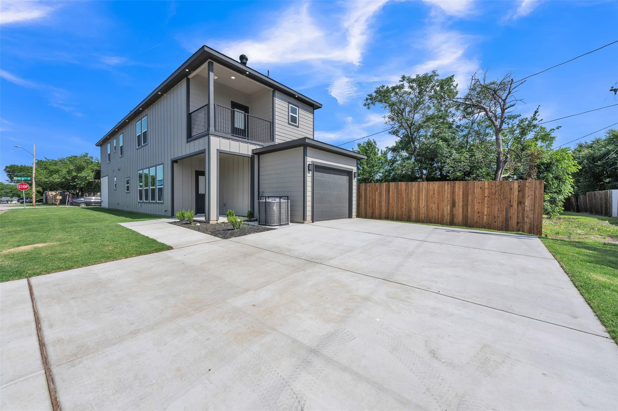 main property photo 39