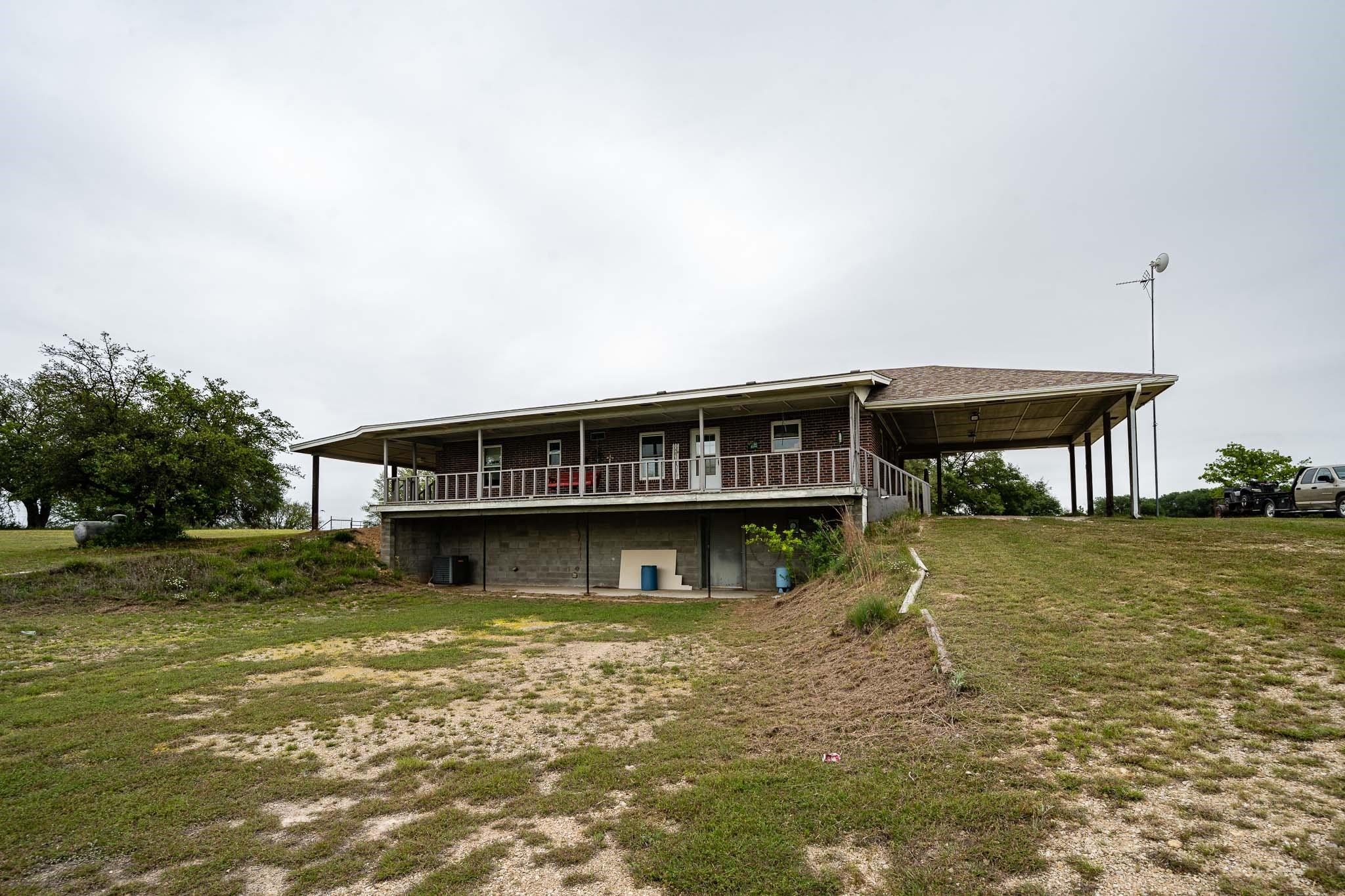 main property photo 14